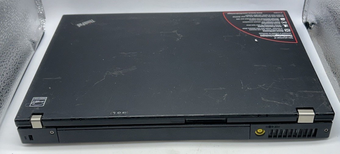 Lenovo ThinkPad R61i Tested Working Vintage “Needs To Be Factory Reset”