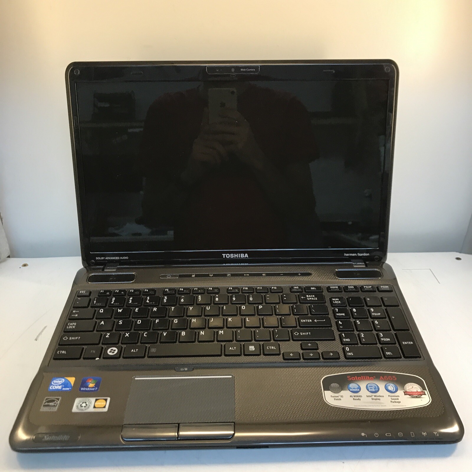 Toshiba Satellite A665-S6086 i3 CPU M370 2.40GHz 2GB RAM, NO HDD Boot to BIOS