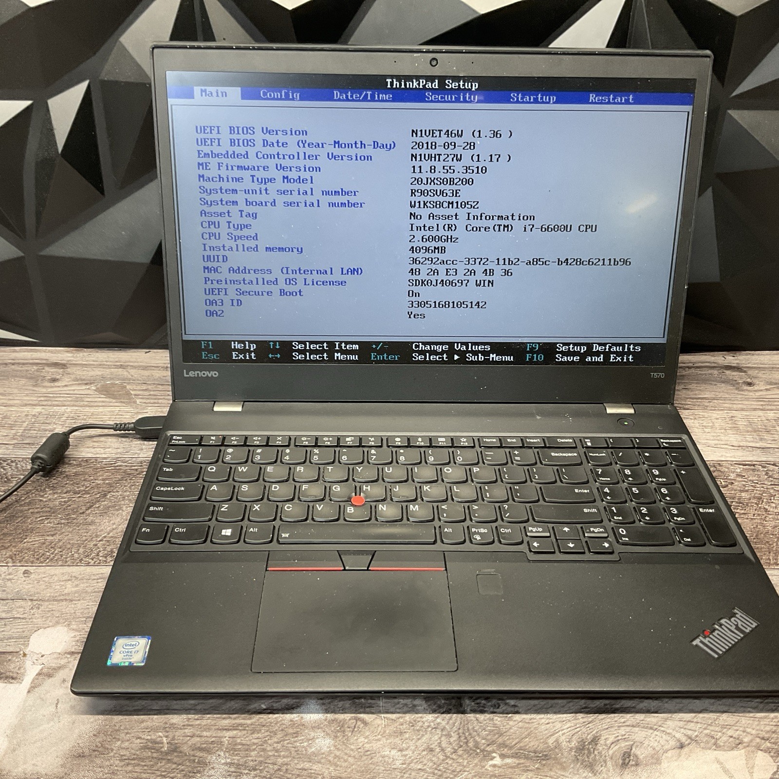 Lenovo T570 / i7 6th Gen / No RAM / No SSD / C10