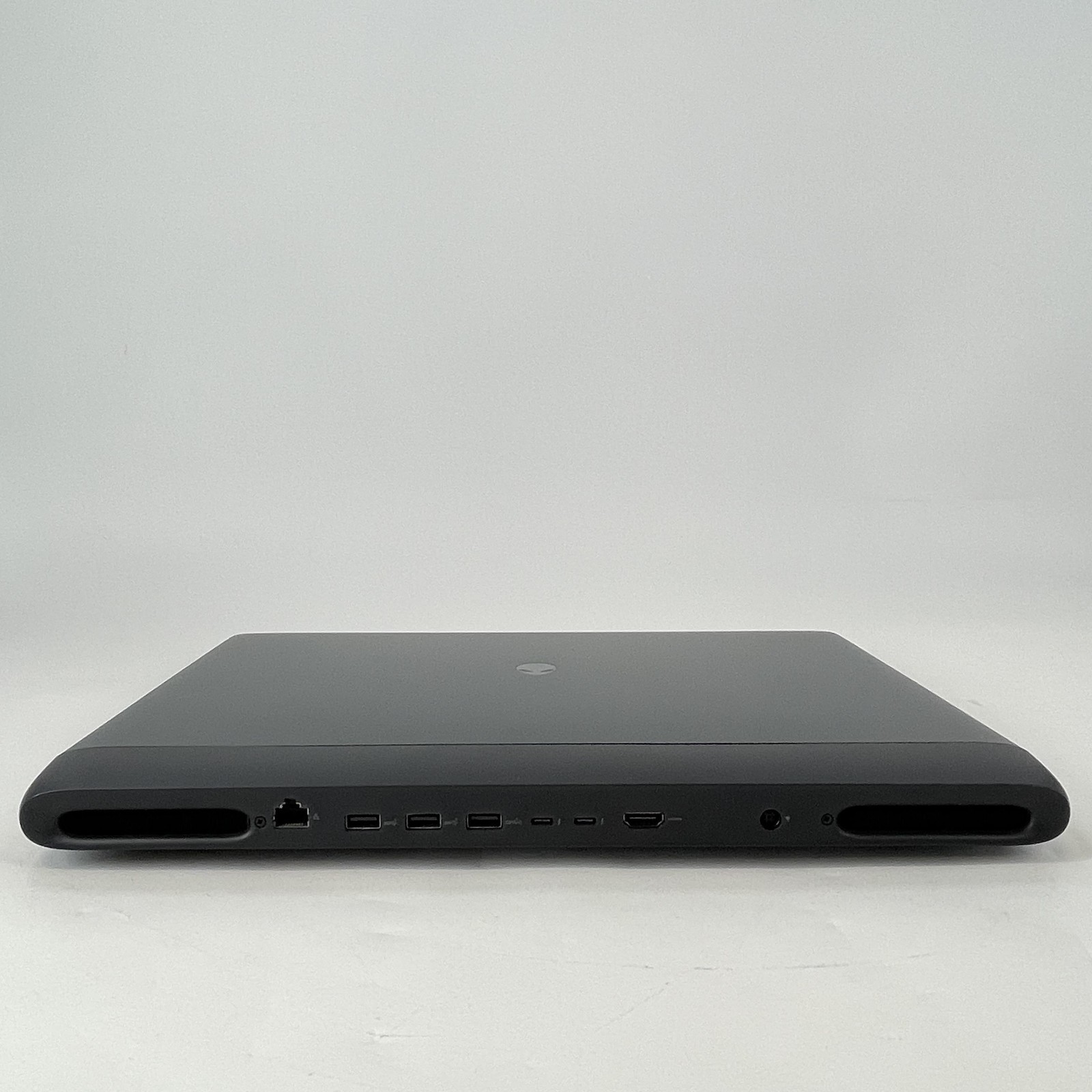 Dell Alienware 18 Area-51 300Hz QHD+ 2.7 GHz Ultra 9 275HX 64GB 2TB/2TB RTX 5090