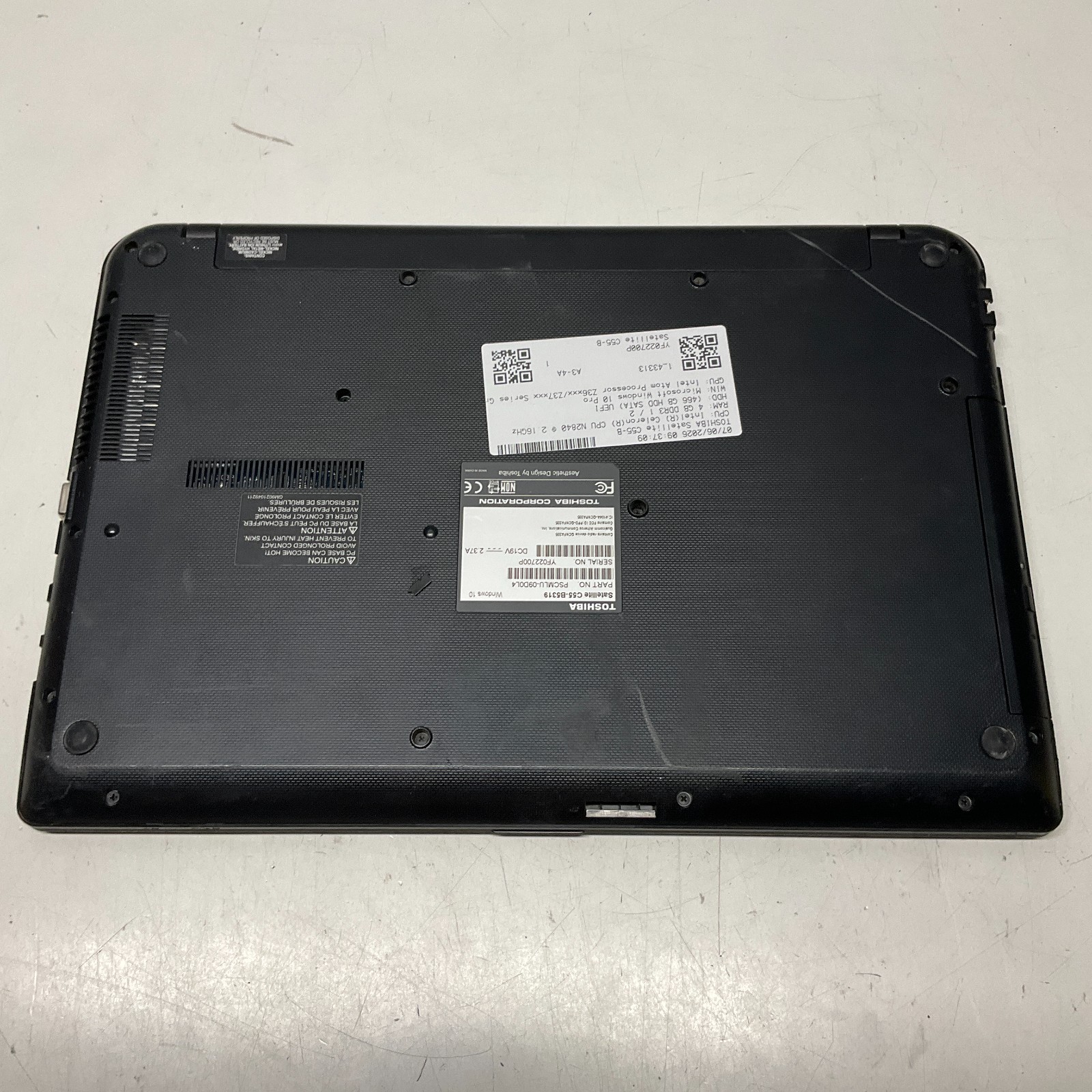 Toshiba Satellite C55-B Laptop Intel Celeron N2840 @ 2.16 GHz 4GB 500GB HDD
