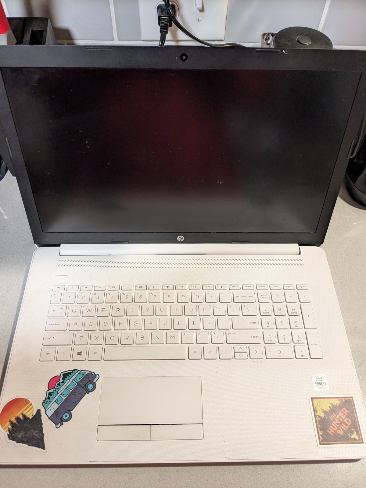 HP Laptop 17t-by200 17″ Core i7 10th Gen 16GB 256GB SSD Silver
