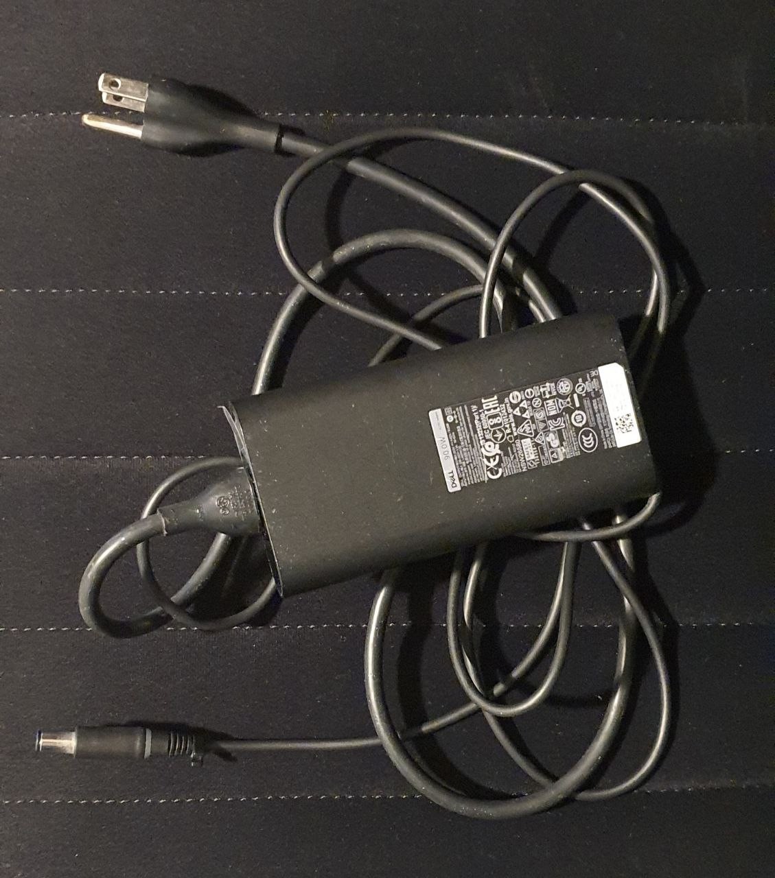 Dell Latitude E7470 Laptop – For Parts or Not Working – No SSD – With Charger