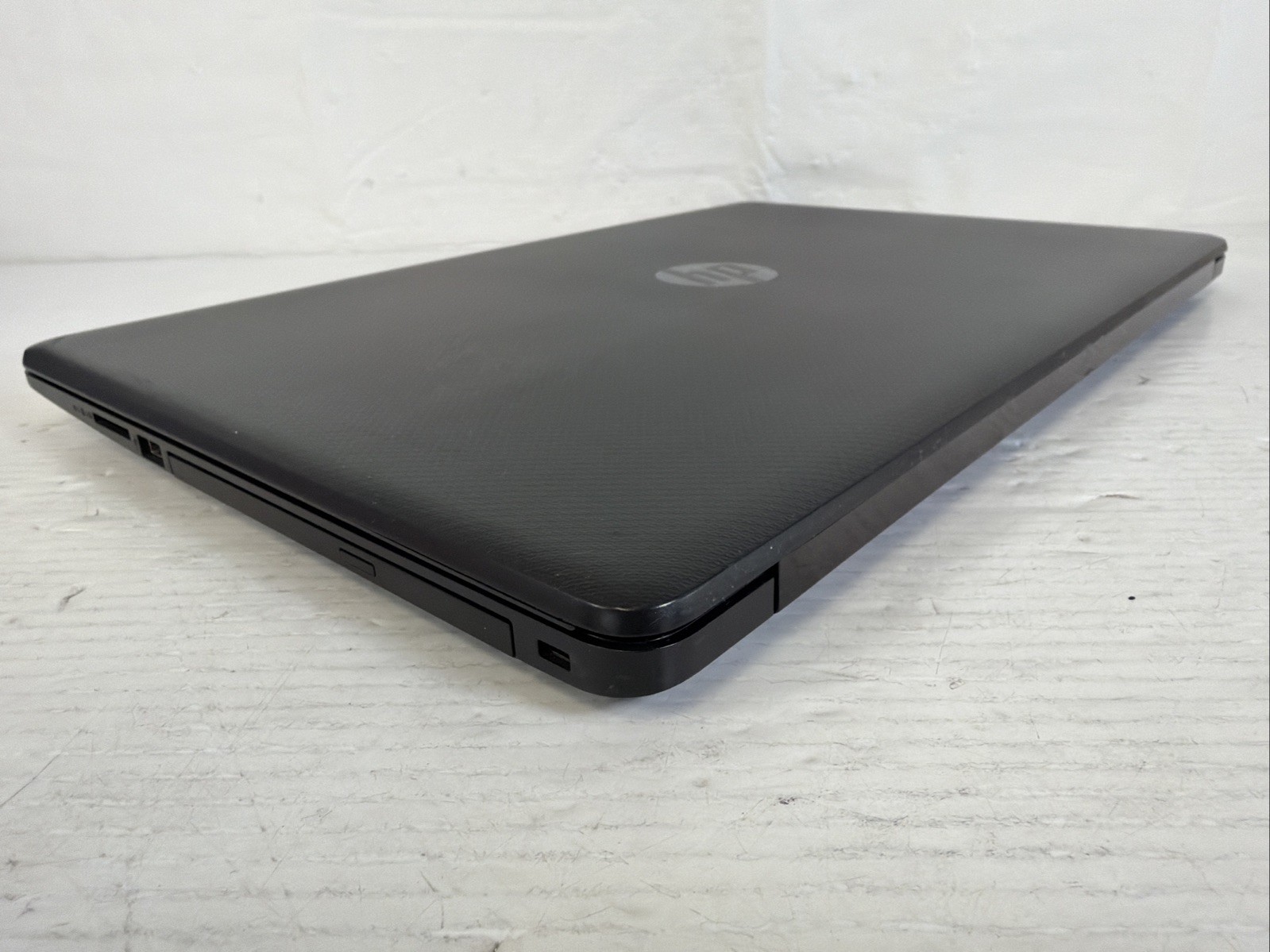 HP Laptop 17-by3613dx, Intel Core i5-1035G1 @ 1GHz, 31GB RAM NO SSD/OS -Good Bat