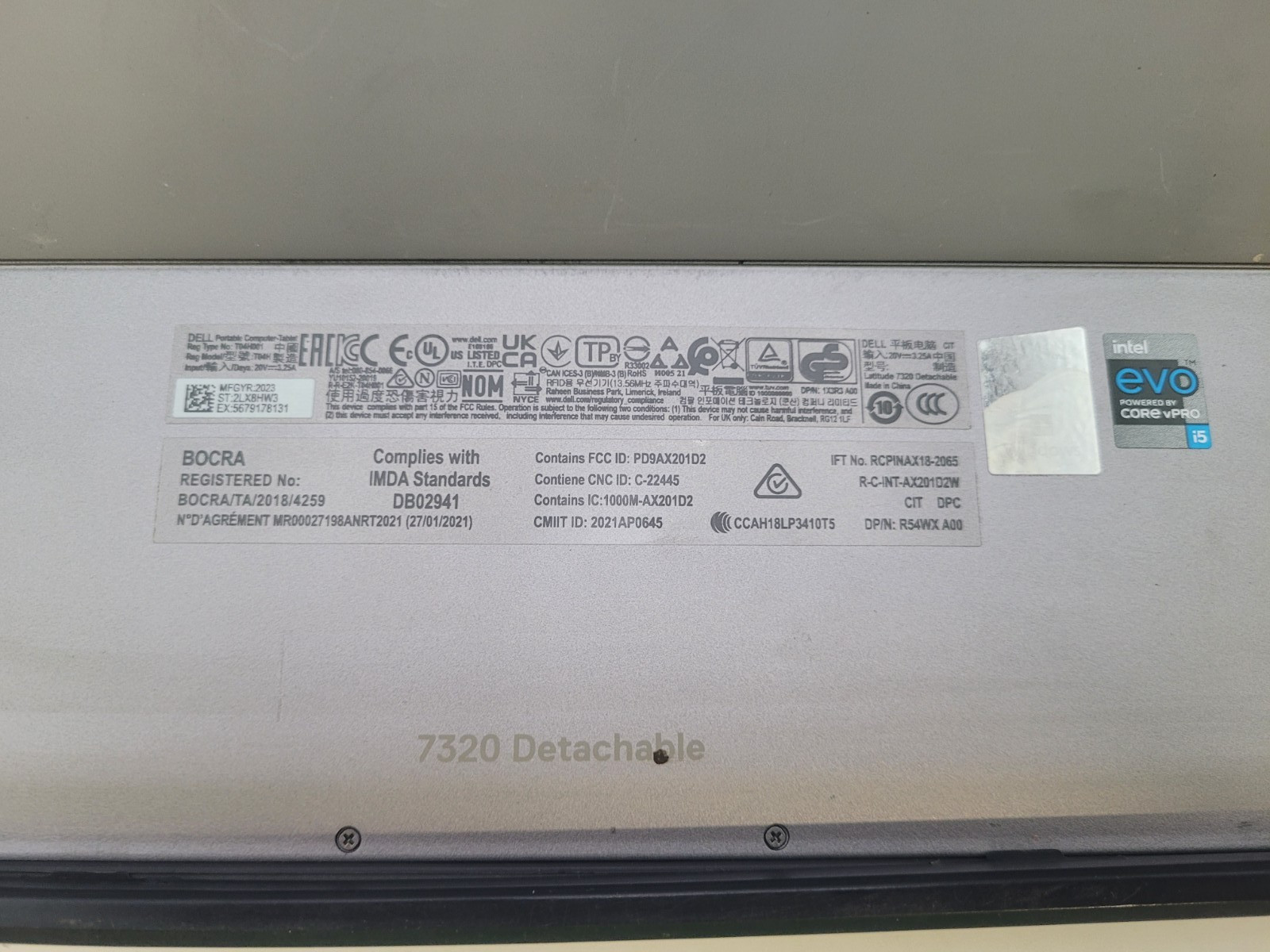Dell Latitude 7320 Detachable,i5-1140G7@ .10GHz,8GB Ram,256GB NVMe,No OS