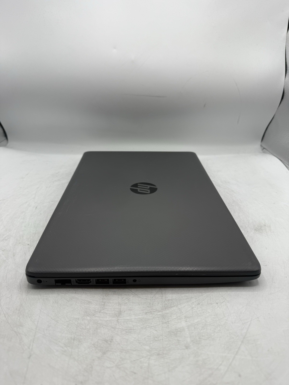 HP 255 G7 15.6” Laptop AMD A6-9225 8GB RAM 256GB SSD Win10P