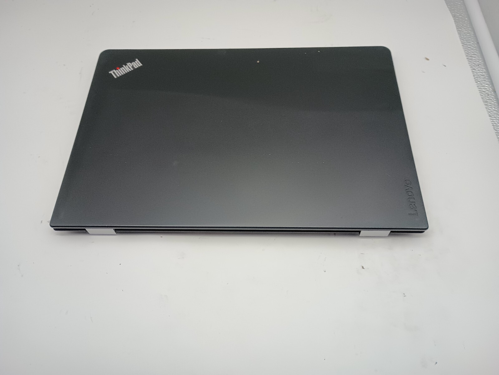 9112g ThinkPad13 Gen 2 w/charger.i3 7th gen.8GB.128GB M.2.14″.W11 Enterprise