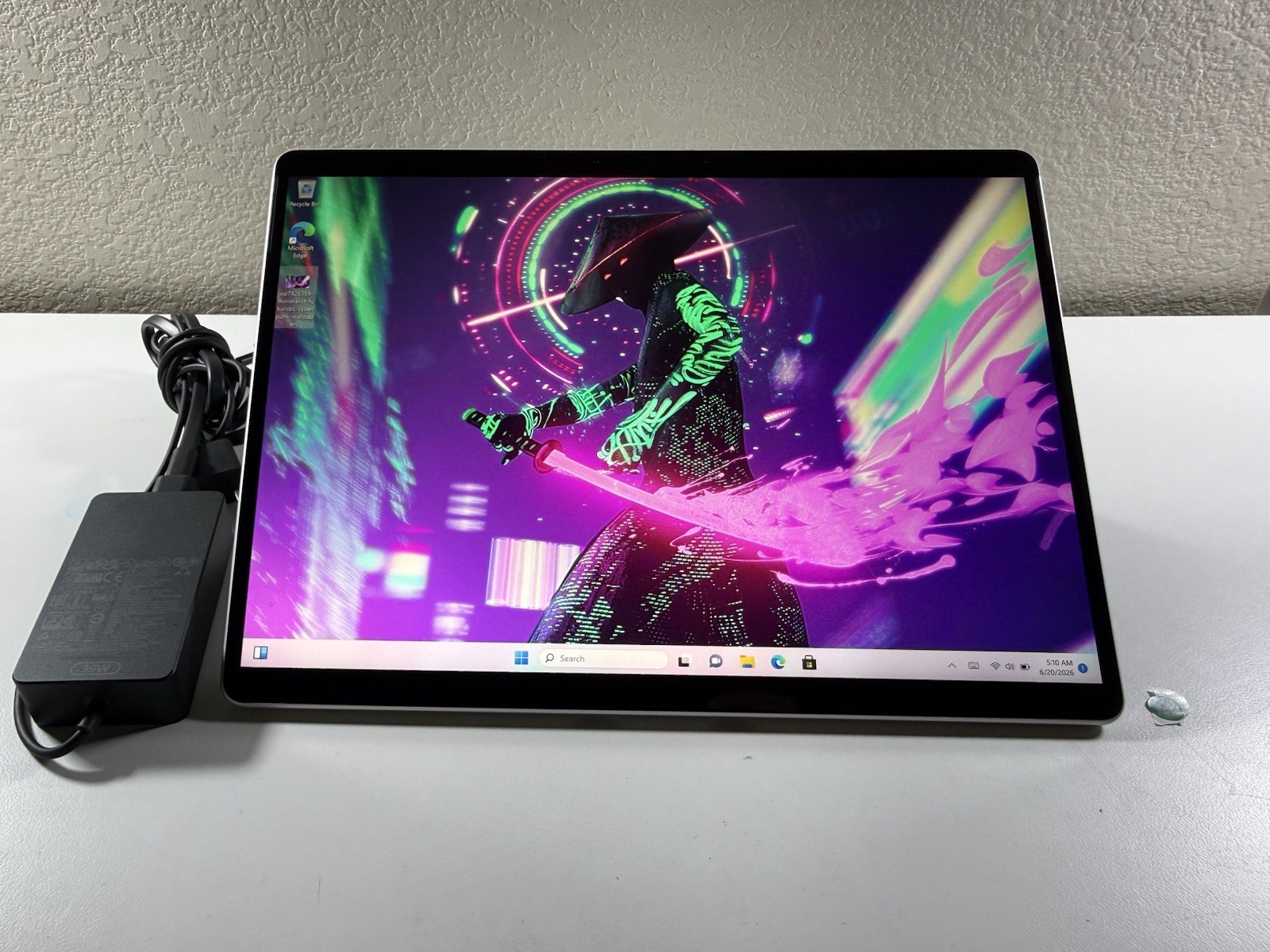 Microsoft Surface Pro 8 (1982) i5-1145G7 – 16GB RAM – 256GB 120Hz – Win 11 Pro