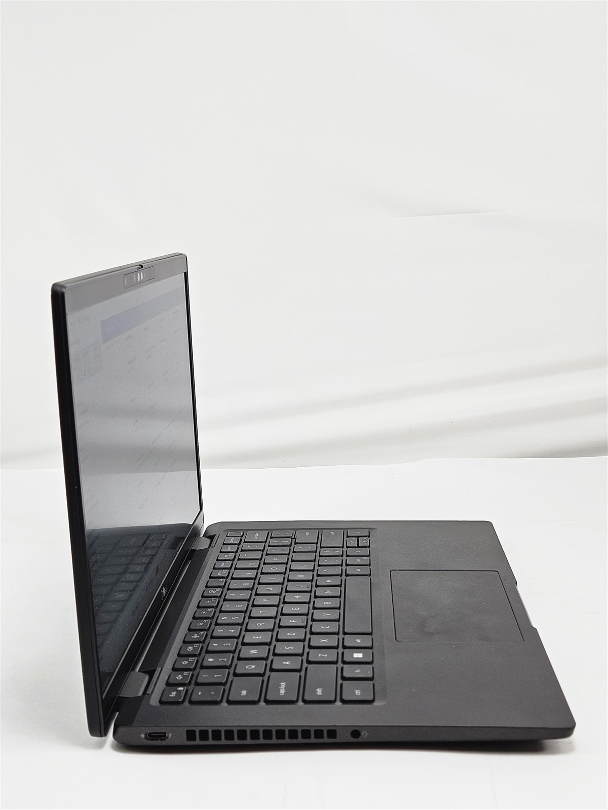 Dell Latitude 7430 Intel Core i5-1250P 16GB 256GB SSD 14″ Business Laptop