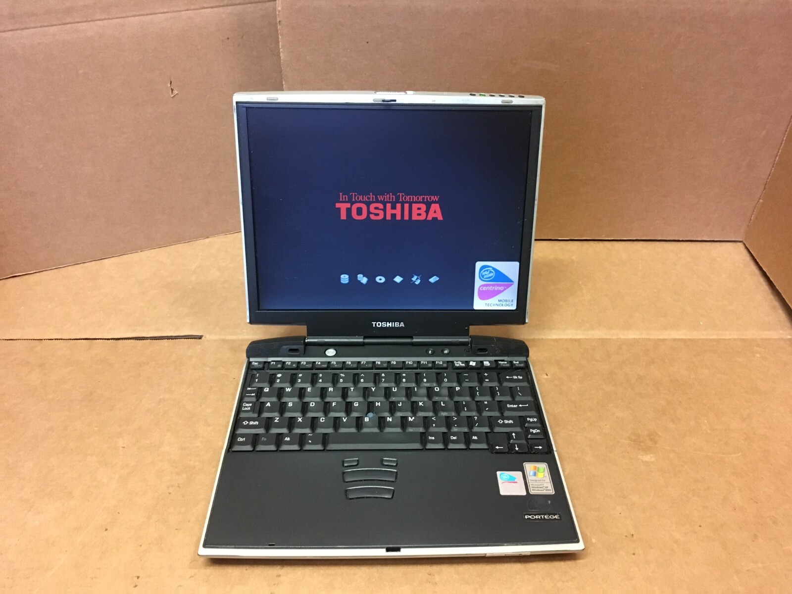 Toshiba Portege M100 PENTIUM M 1.2GHz 256MB RAM 20GB HDD WINDOWS XP WIFI DVD