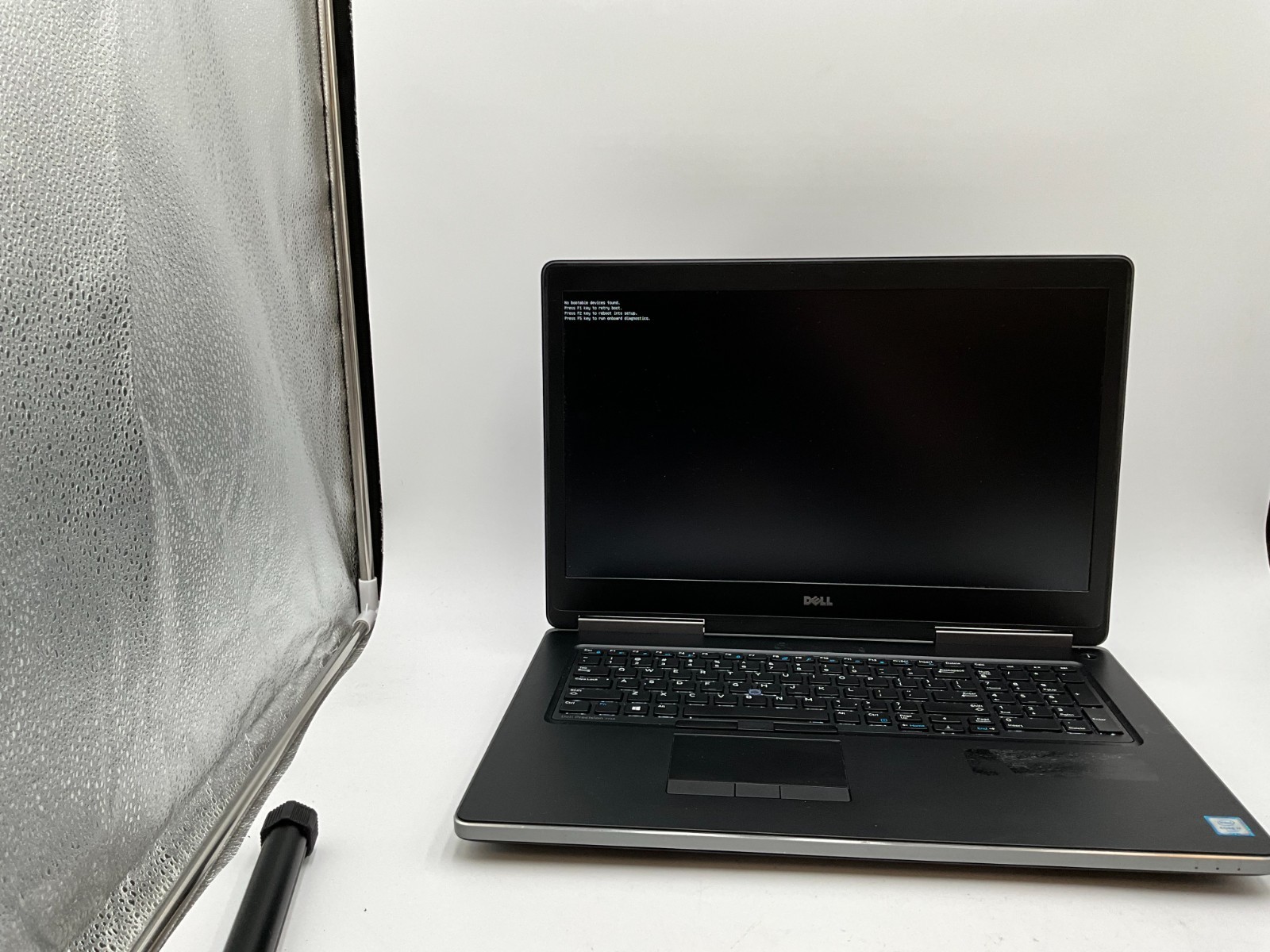 DELL Precision 7710 17.3″ i7-6820HQ 64gb 1tb/512gb M5000M Laptop B0L81G2 no OS