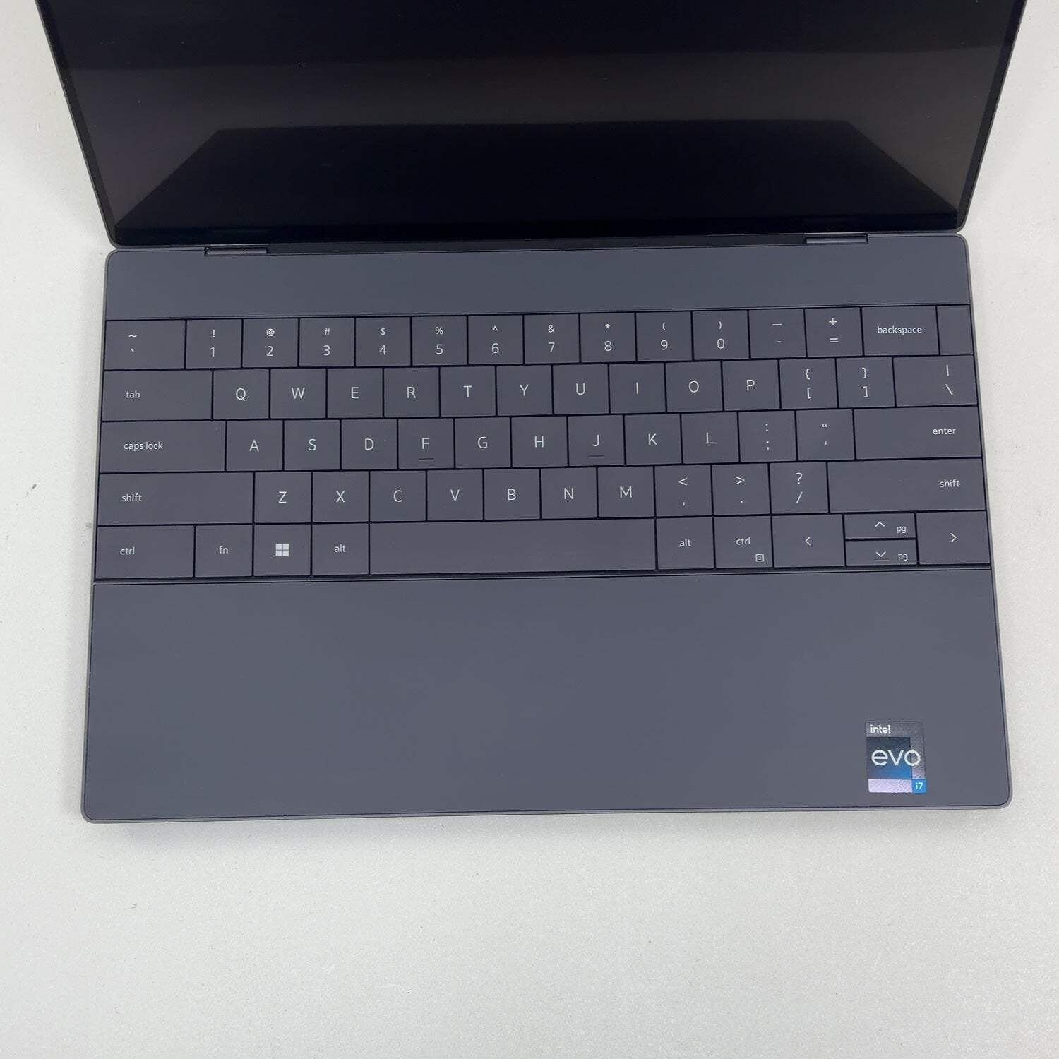 Dell XPS 9320 13.4″ Touchscreen i7-1360P 2.2GHz 32GB RAM 1TB SSD