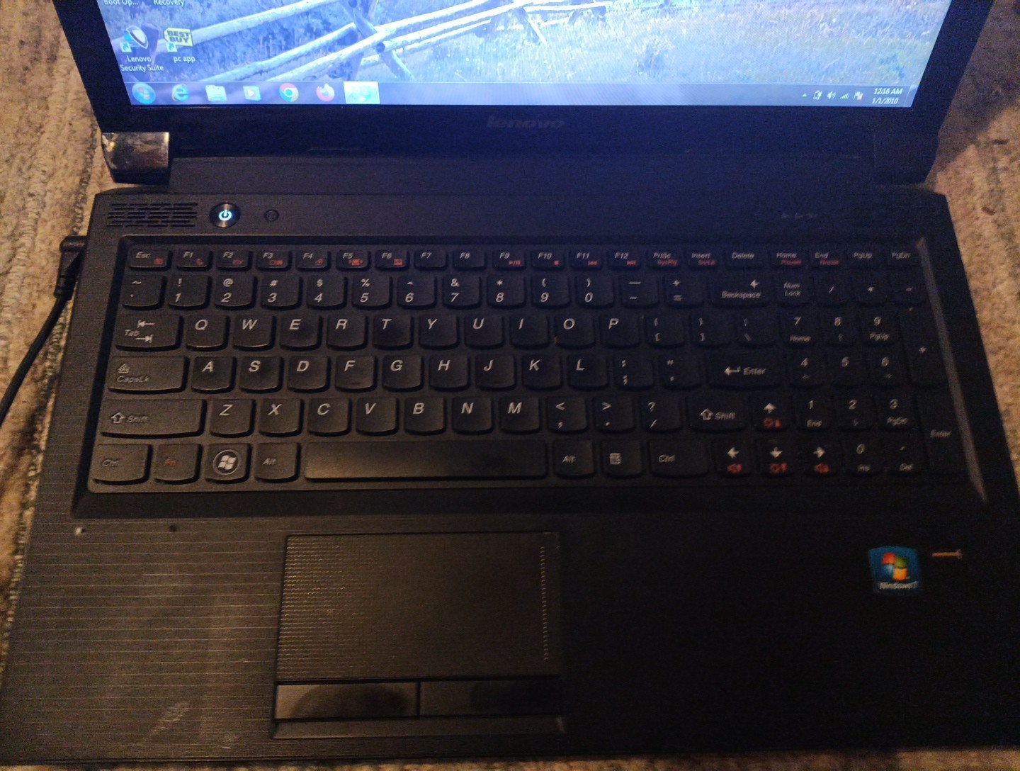 Lenovo PC Laptop Labtop 16″ Black AMD 1.65ghz, 4GB Ram 250GB HD Windows 7