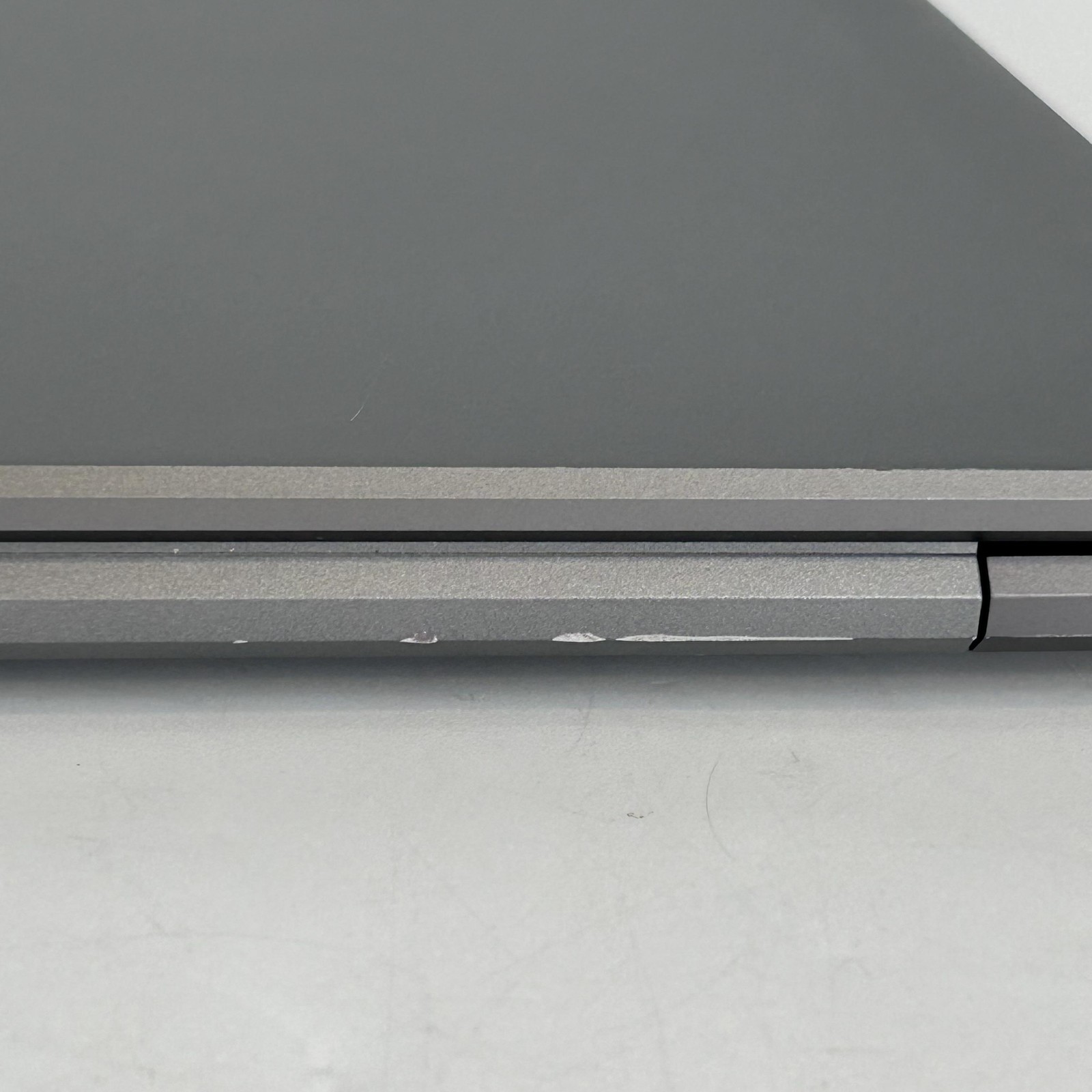 HP ZBook Firefly 14 G8 FHD i7-1185G7 3.00GHz 16GB 512GB SSD Quadro T500 Good