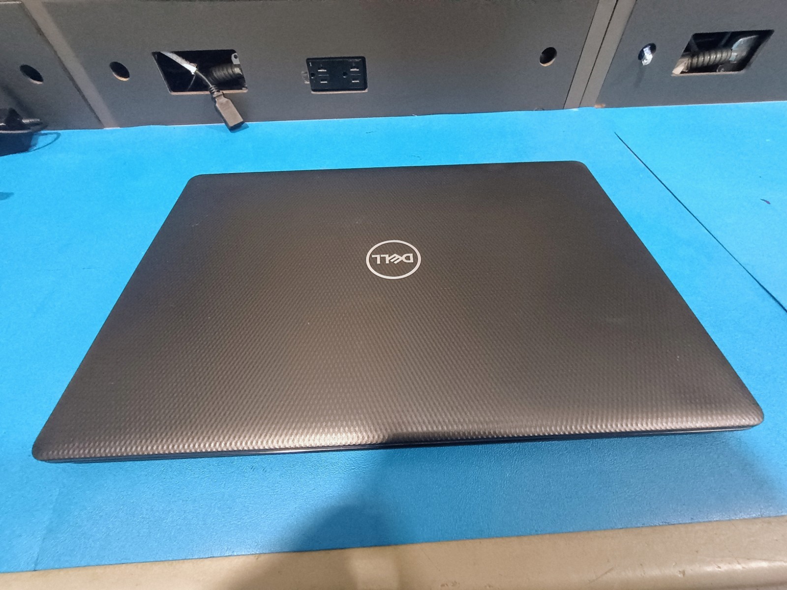 Dell inspiron 3593 Laptop I5 10gen, 12Gb Ram, 256gb Nvme- Free Shipping