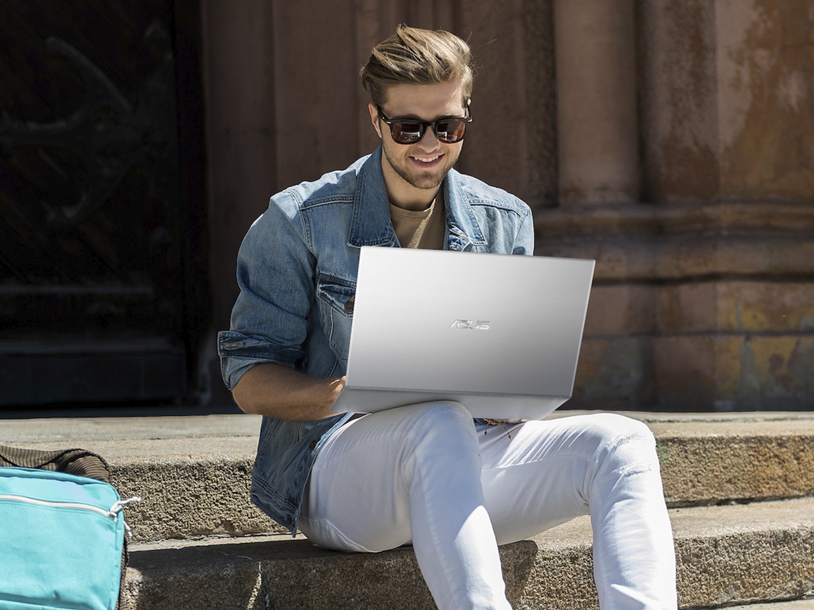 ASUS Vivobook , 15″ FHD, R5 3500U, 8GB RAM, 128GB SSD, Windows 10 Pro