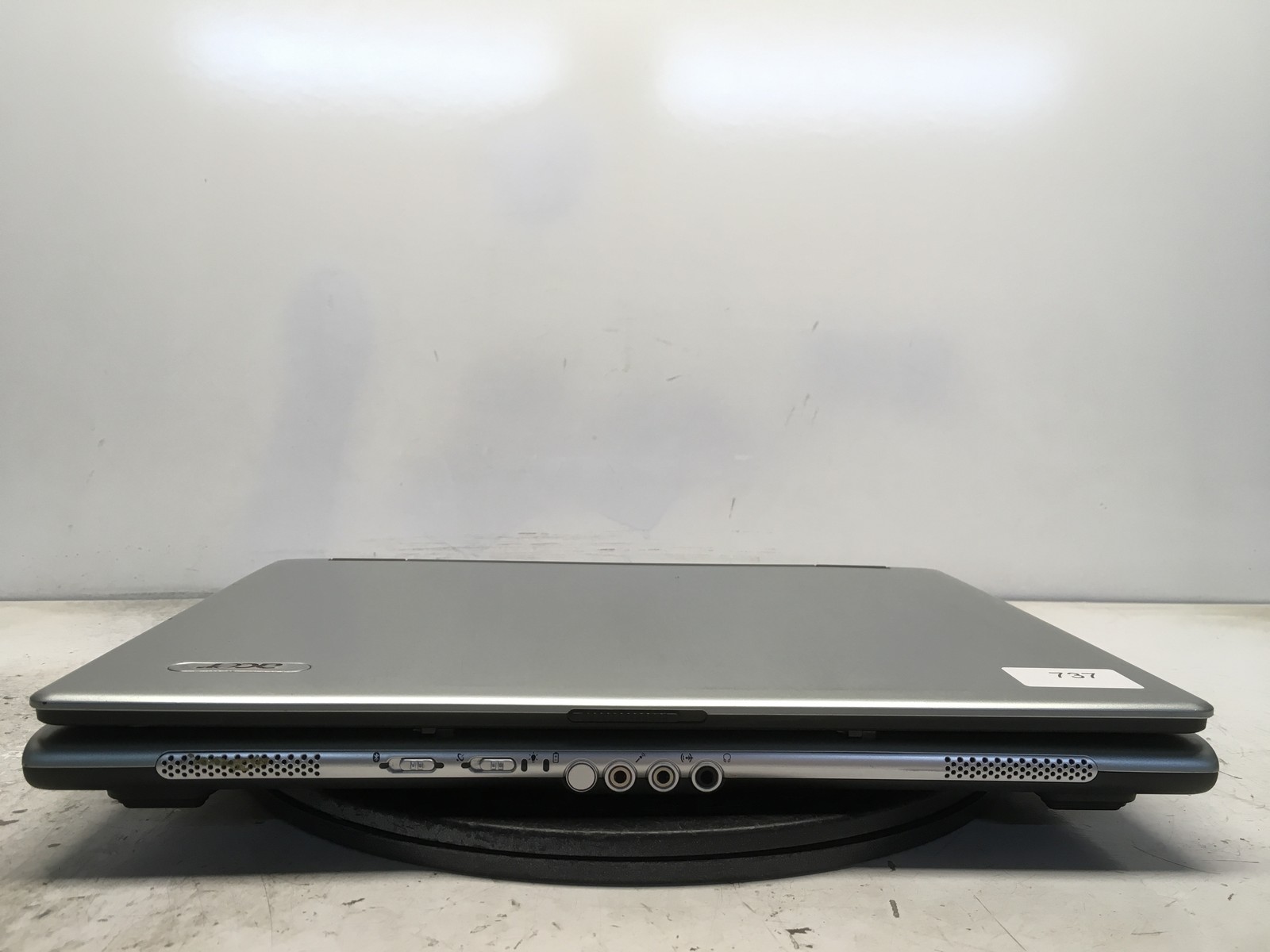 Acer TravelMate 2450 Intel Celeron M 410 1.46GHz 1470 MB NO HDD No Batt
