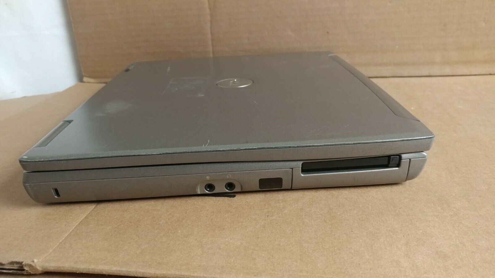 Wireless Dell Latitude D610 Laptop Windows XP pro SP3 Serial port Parallel port