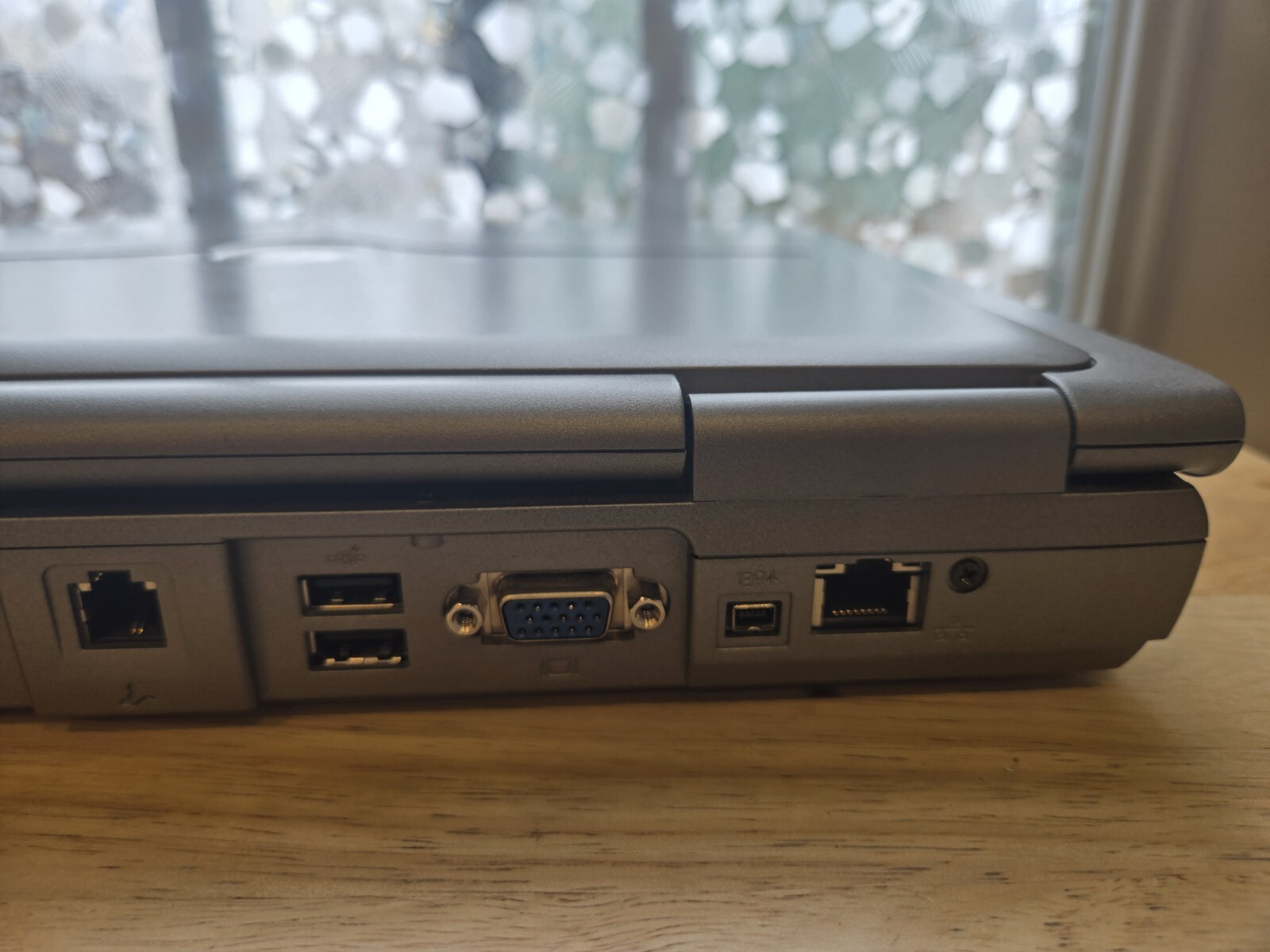 Dell Inspiron 5160 laptop No AC Adaptor – For Parts or repair