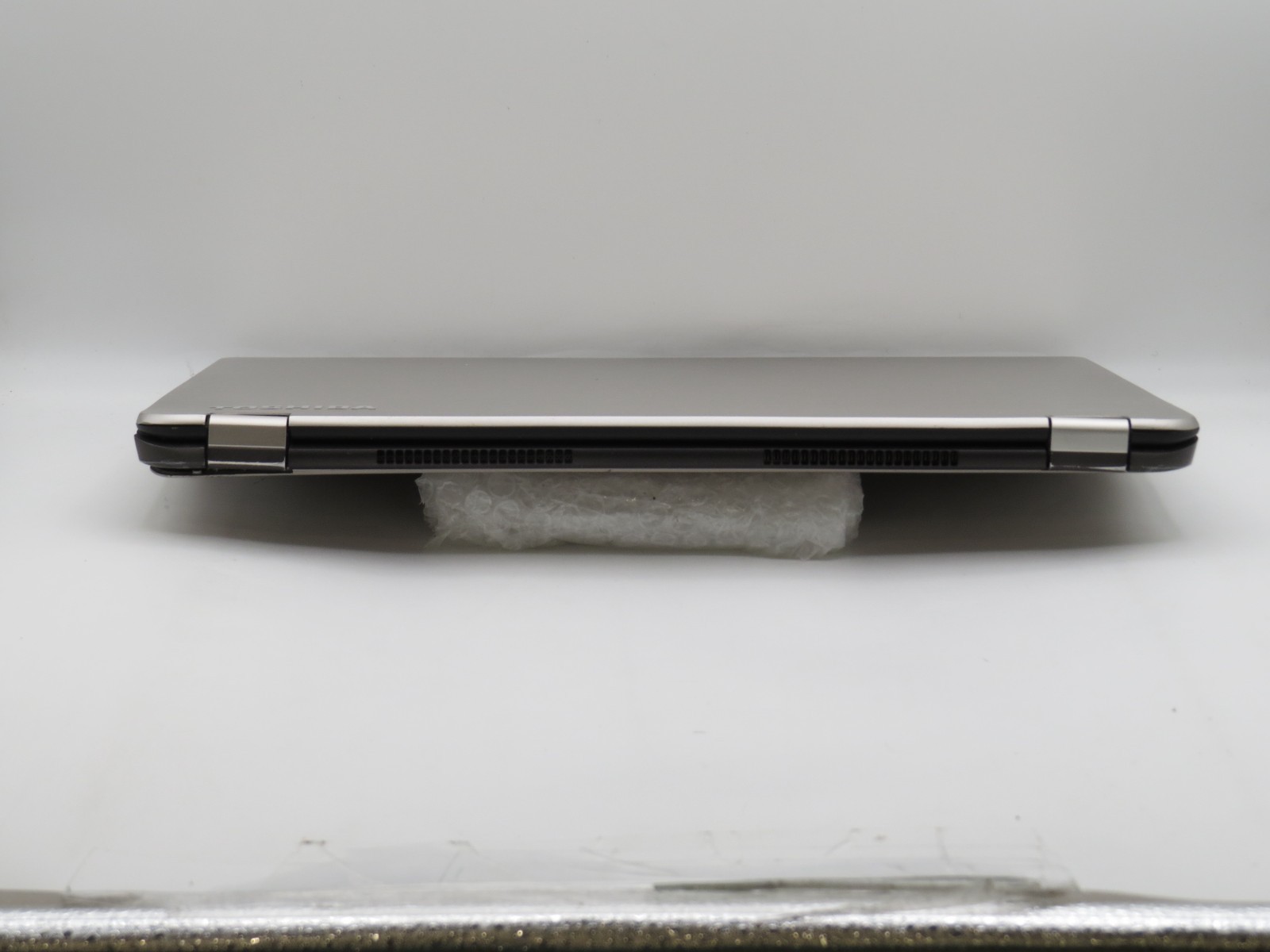 Toshiba Satellite Radius P55W | i7-4510U @ 2GHz | 8GB DDR3 | No OS/HDD | PARTS