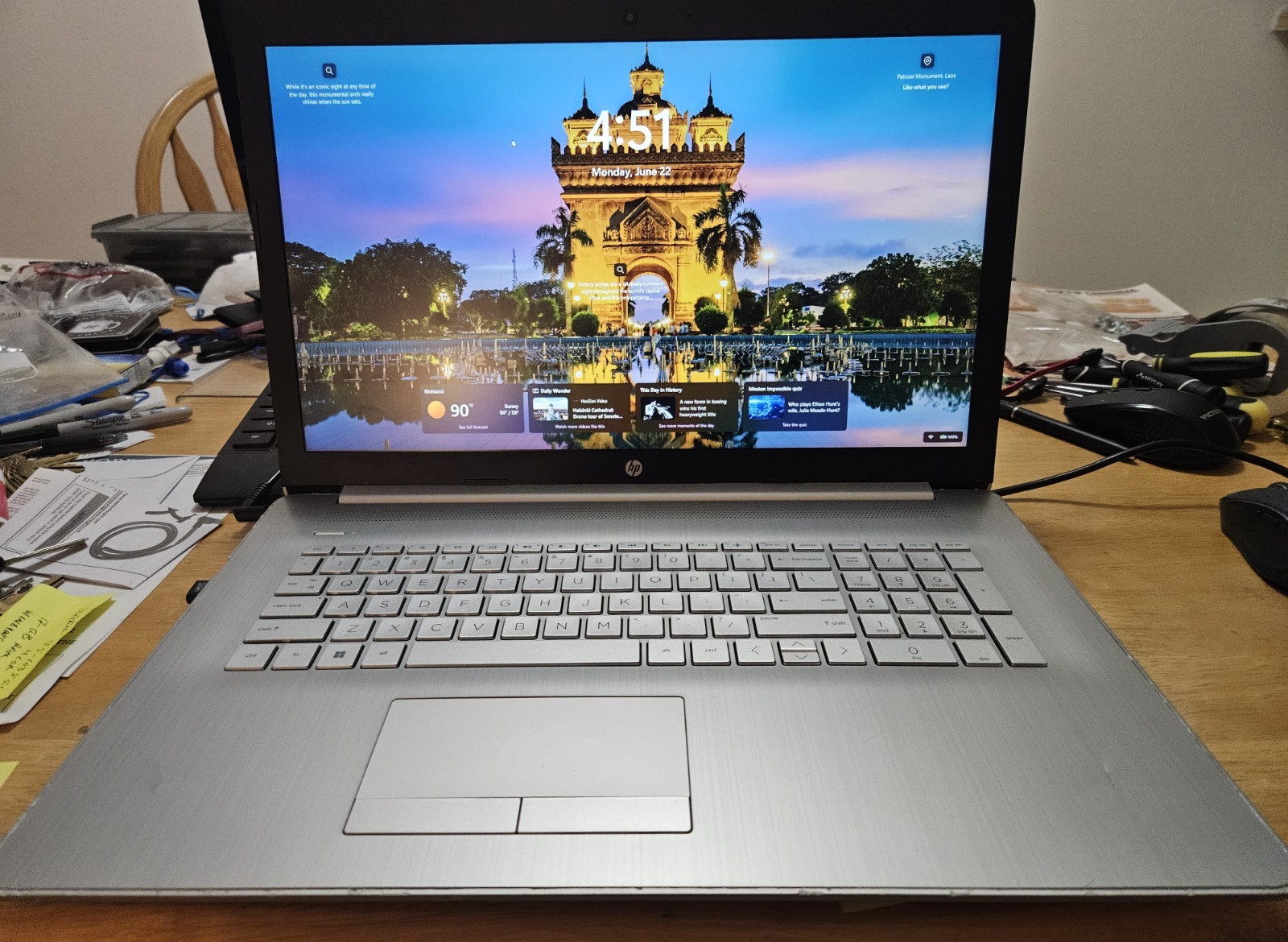 HP Laptop 17-by3053cl – Intel Core i5-1035G1 – 12GB RAM – 1TB SP SSD