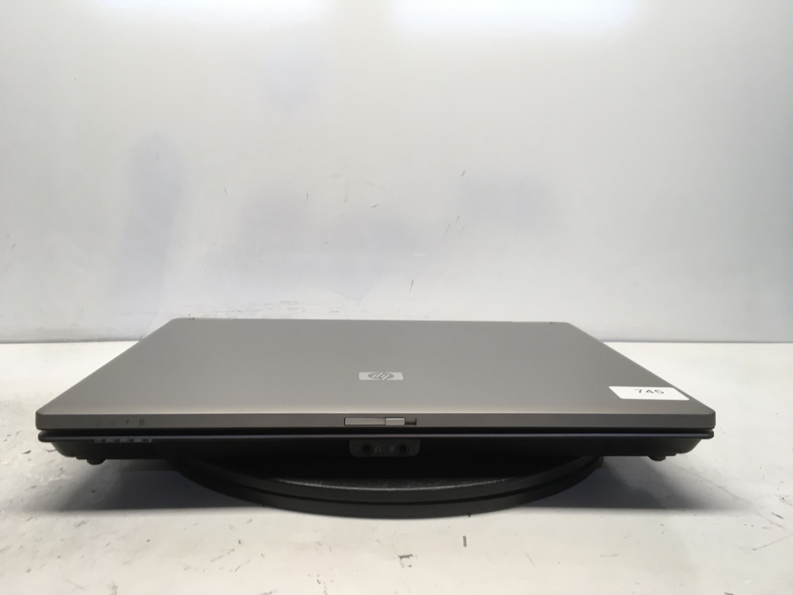 HP Compaq 6730B Intel Core 2 Duo P9700 2.53GHz 2 GB NO HDD No Batt
