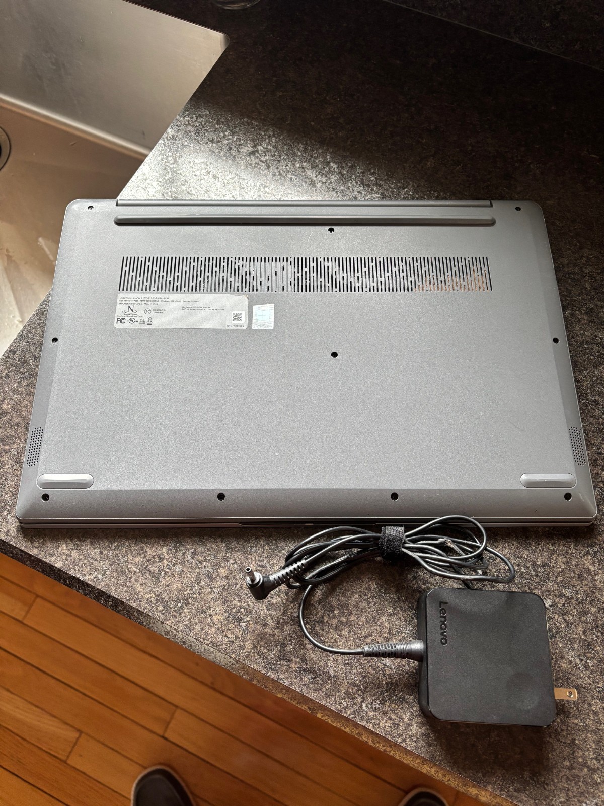 Lenovo IdeaPad 3-17ITL6 Intel i3-1115G4 8GB 256GB NVME Win 11 Home