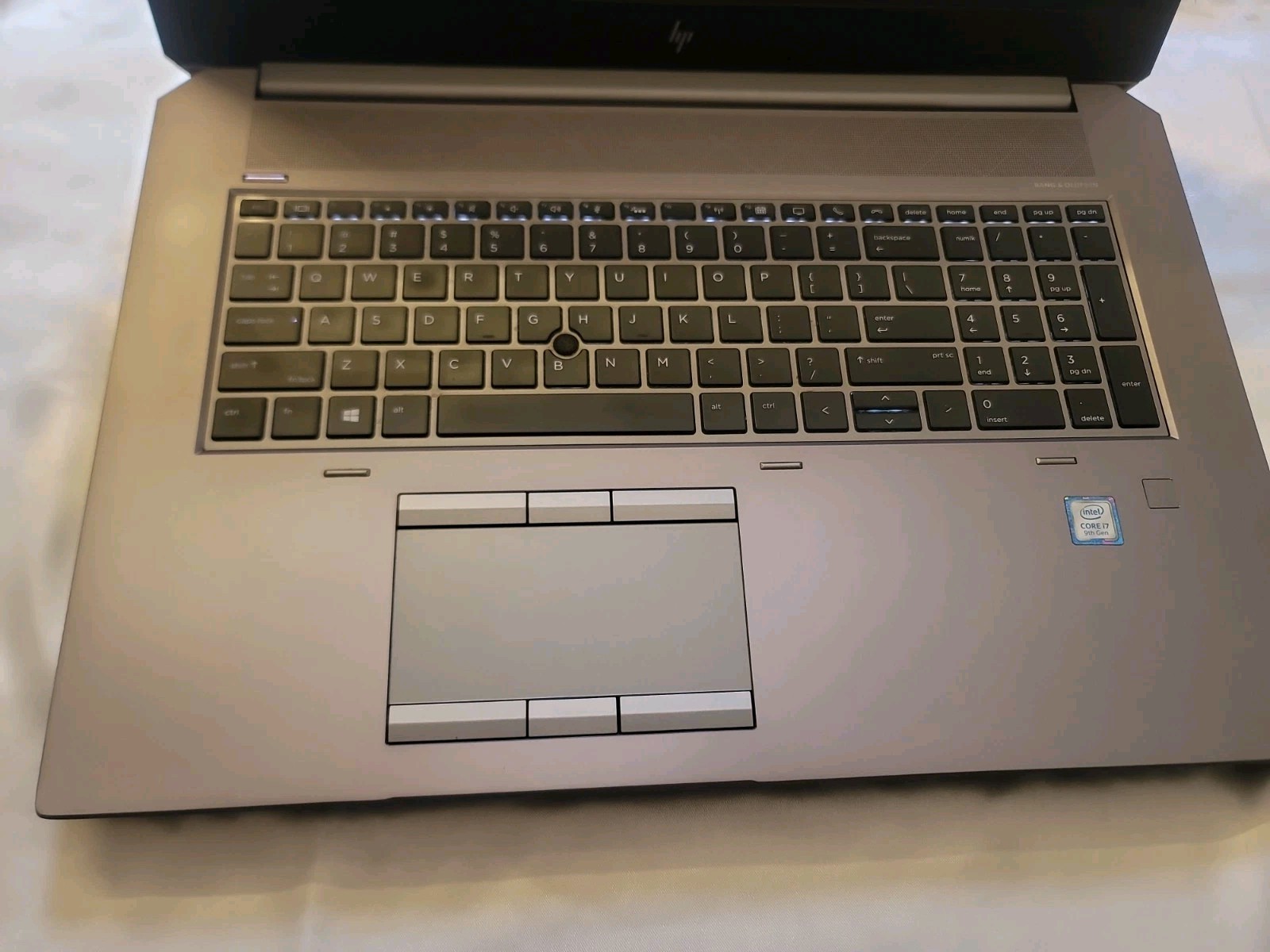 HP ZBook 17 G6 17.3″ i7-9850H 2.6GHz 16 GB 512GB .