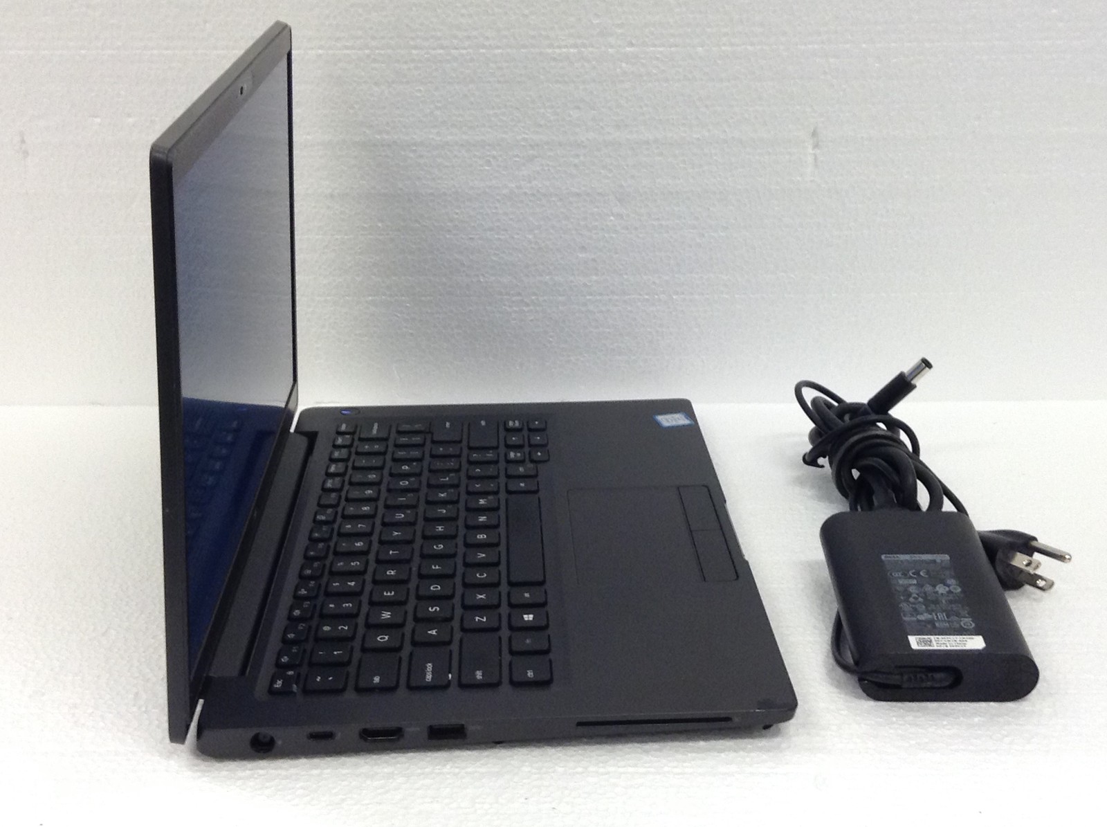 Dell Latitude 7400 14″ FHD Laptop i5-8365U 1.60GHz WiFi AC Adapter, No HD, Ram