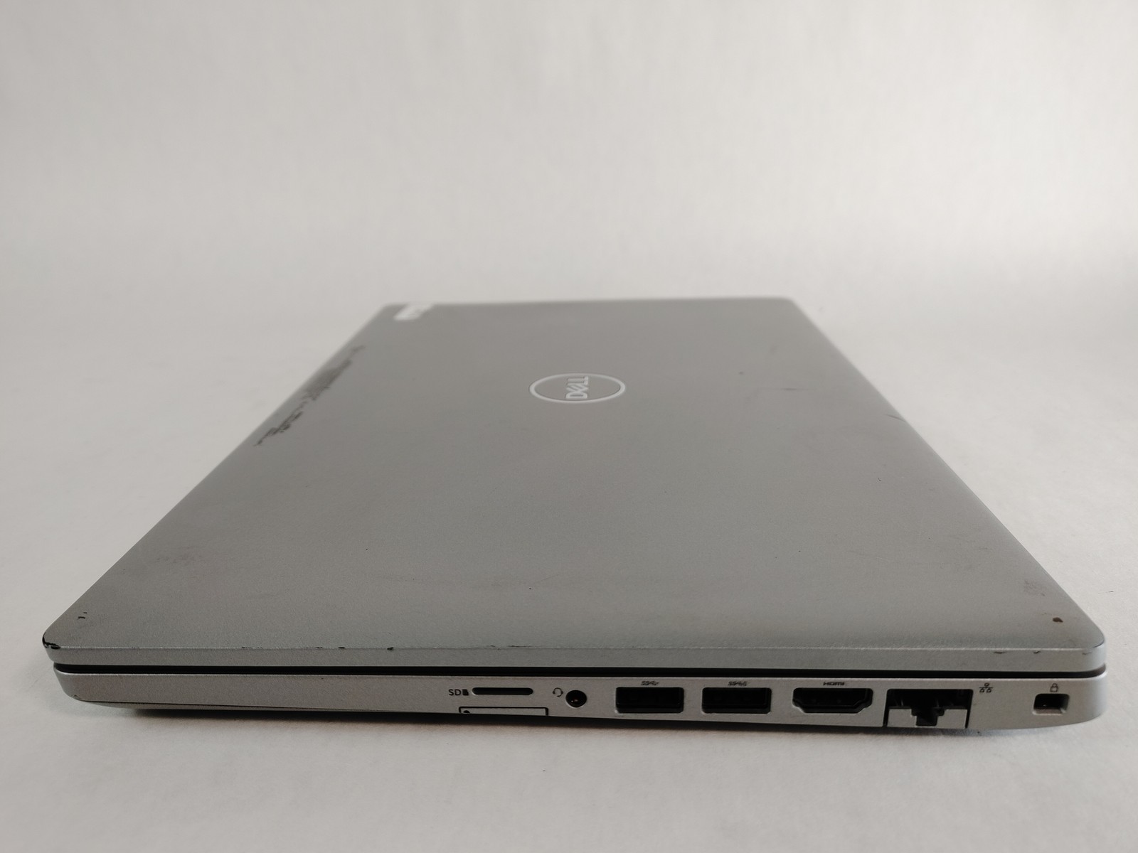 Dell Latitude 5410 Core i7-10610U 1.80 GHz 16 GB DDR4 256 GB M.2 Windows 11 Pro