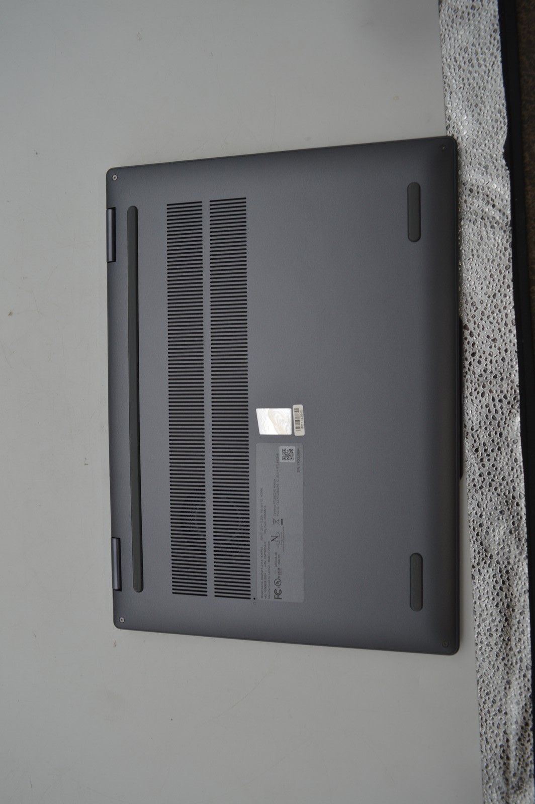 Lenovo IdeaPad 5 14AKP10 14″ AMD Ryzen AI 5 340 16GB 256GB SSD PC1743640