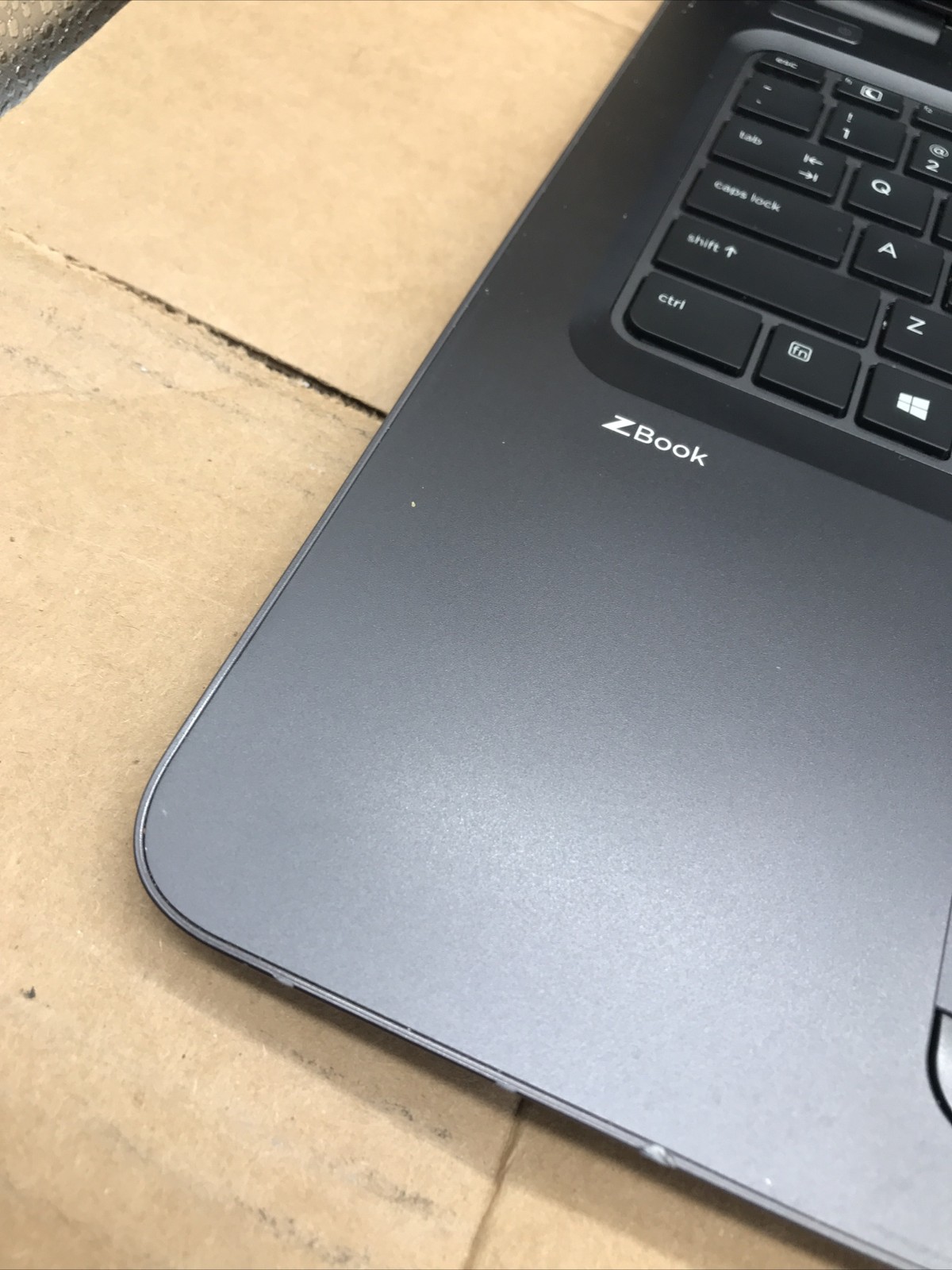 HP ZBook 15u G4 i7-7500U 2/4@ 2.70GHz 16GB RAM 256GB NVMe Touchscreen Win11 Pr