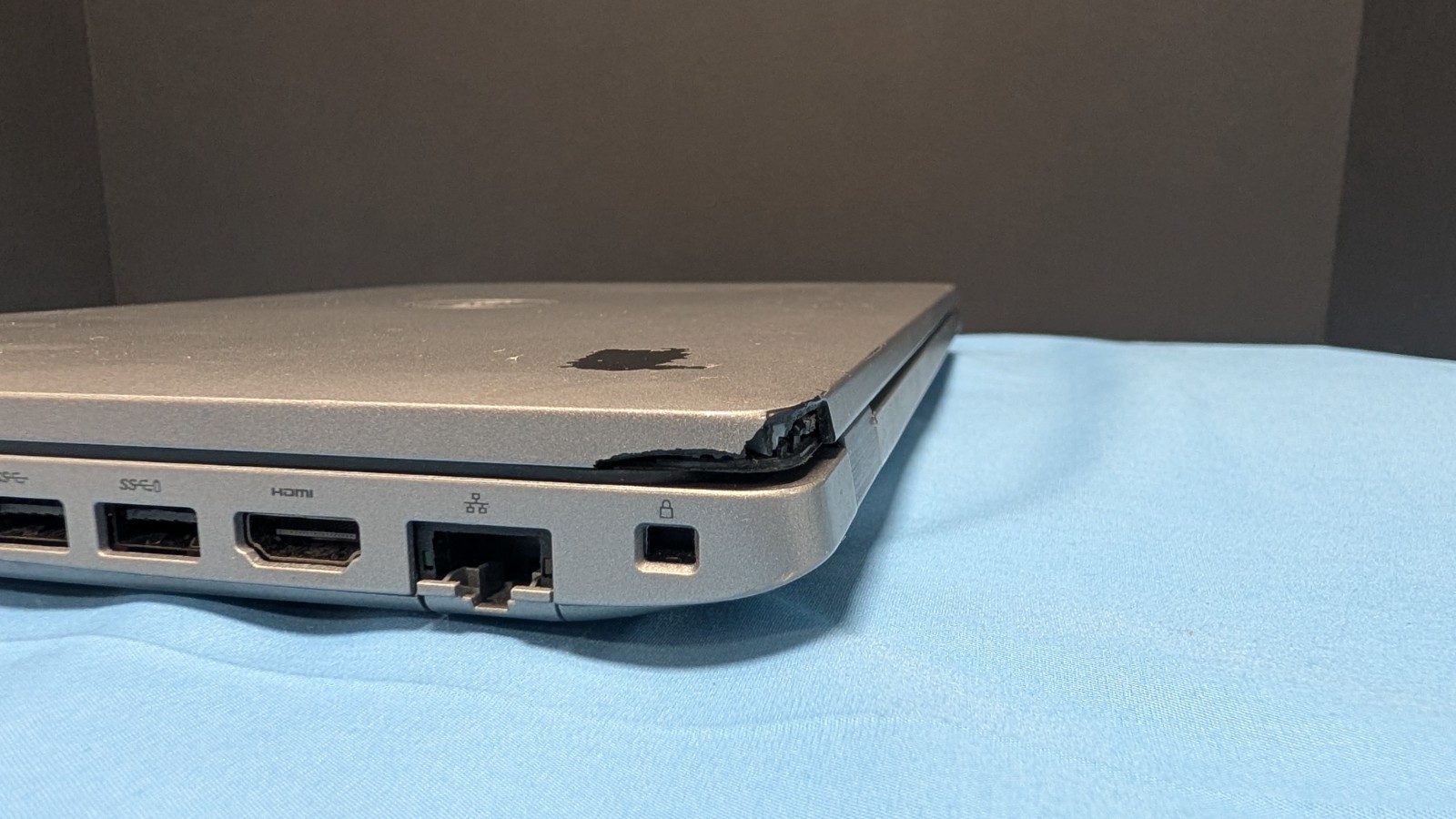DELL PRECISION 3551 – INTEL i5-10400H 8GB RAM 500GB NO OS LAPTOP READ!