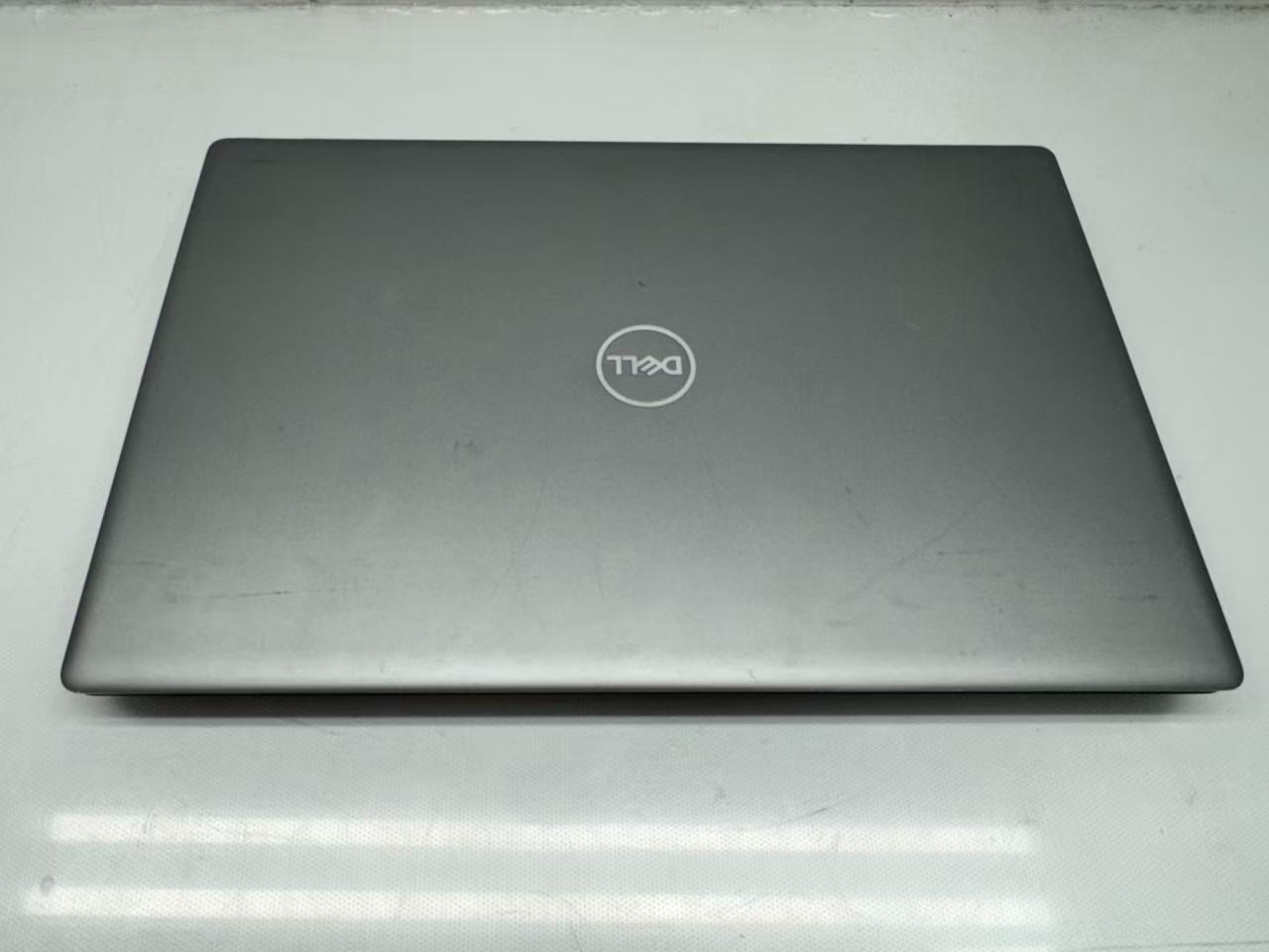 Dell Precision 7750 17.3″ i7-10850H@2.70GHz 16GB RAM 256G SSD RTX3000 *READ*