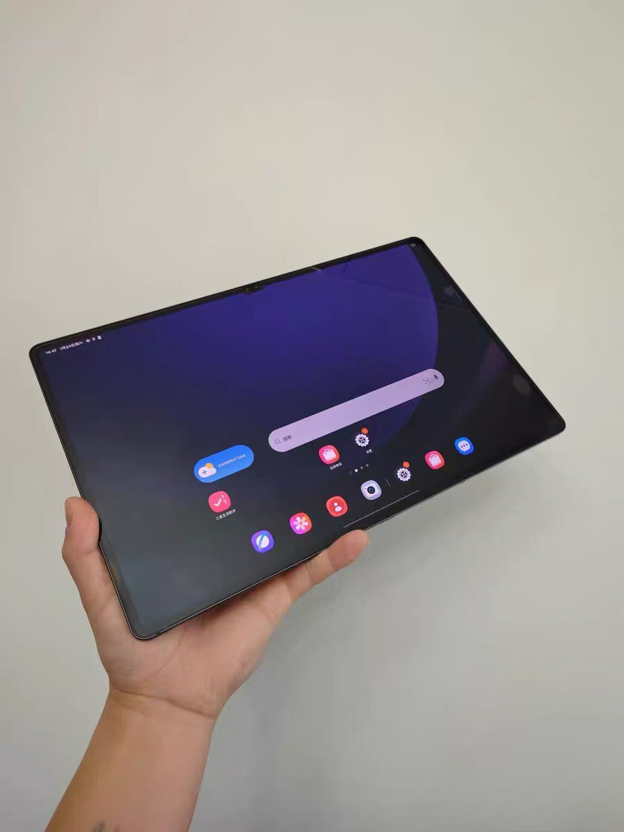 Samsung Galaxy Tab S9 Ultra14.6″ 120Hz Adreno 740 Wi-Fi Android Tablet