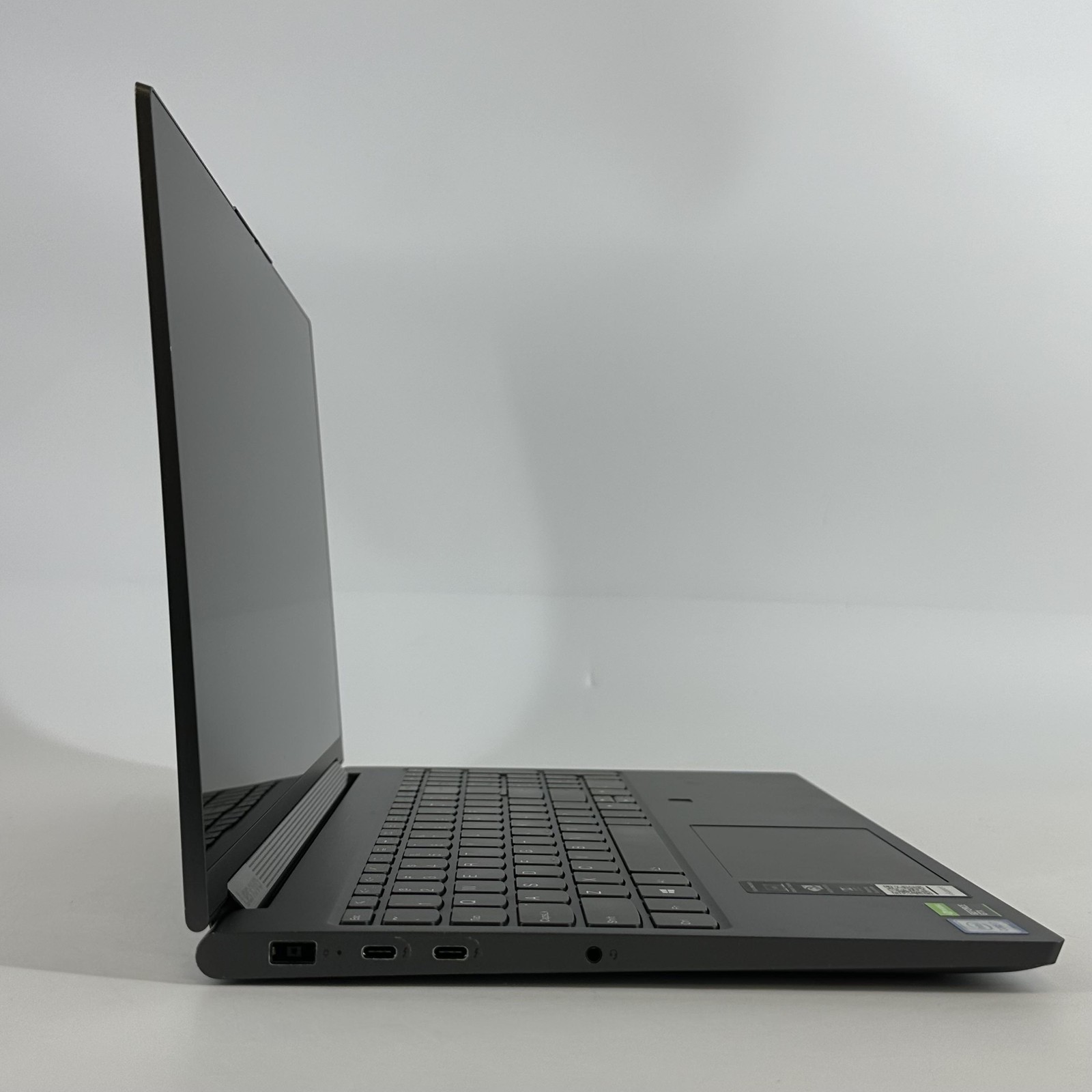 Lenovo Yoga C940 15 FHD TOUCH i7-9750H 2.60GHz 16GB 512GB SSD GTX 1650 Max-Q