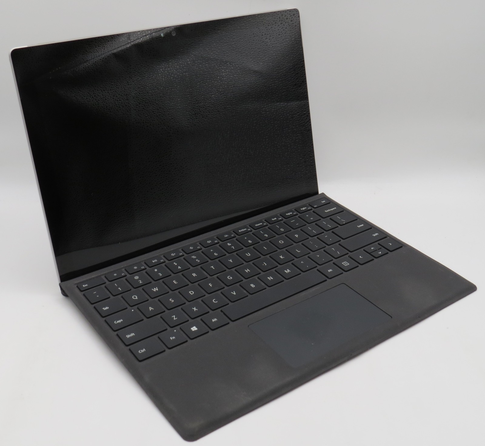Microsoft Surface Pro 4 i5-6300U@2.4GHz 8GB RAM 12″ 256GB HD No OS/AC