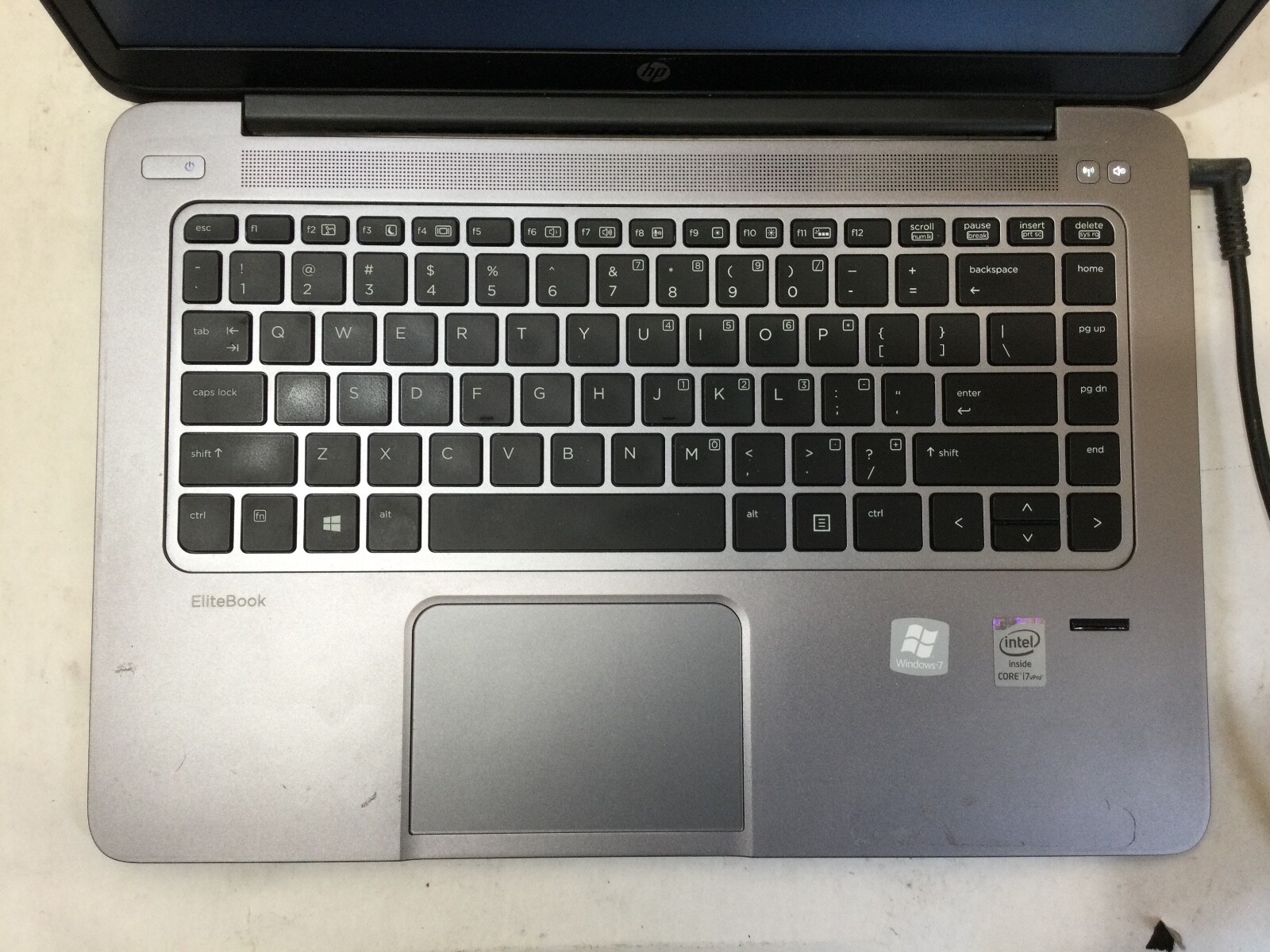 HP FOLIO 1040 – INTEL I7 vPRO – NO RAM – BOOTS TO BIOS – READ DESCRIPTION – BB!!
