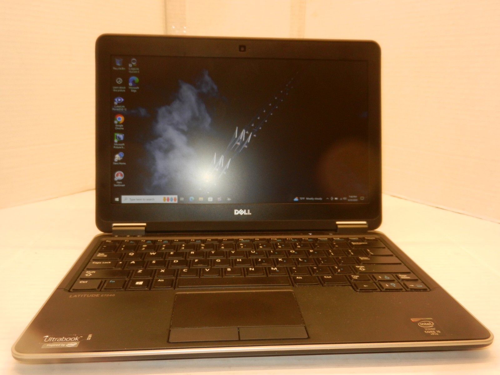 DELL LATITUDE E7240 12″ CORE i5-4310U@2.0GHz 8GB RAM 256GB SSD WINDOW 10 (A)