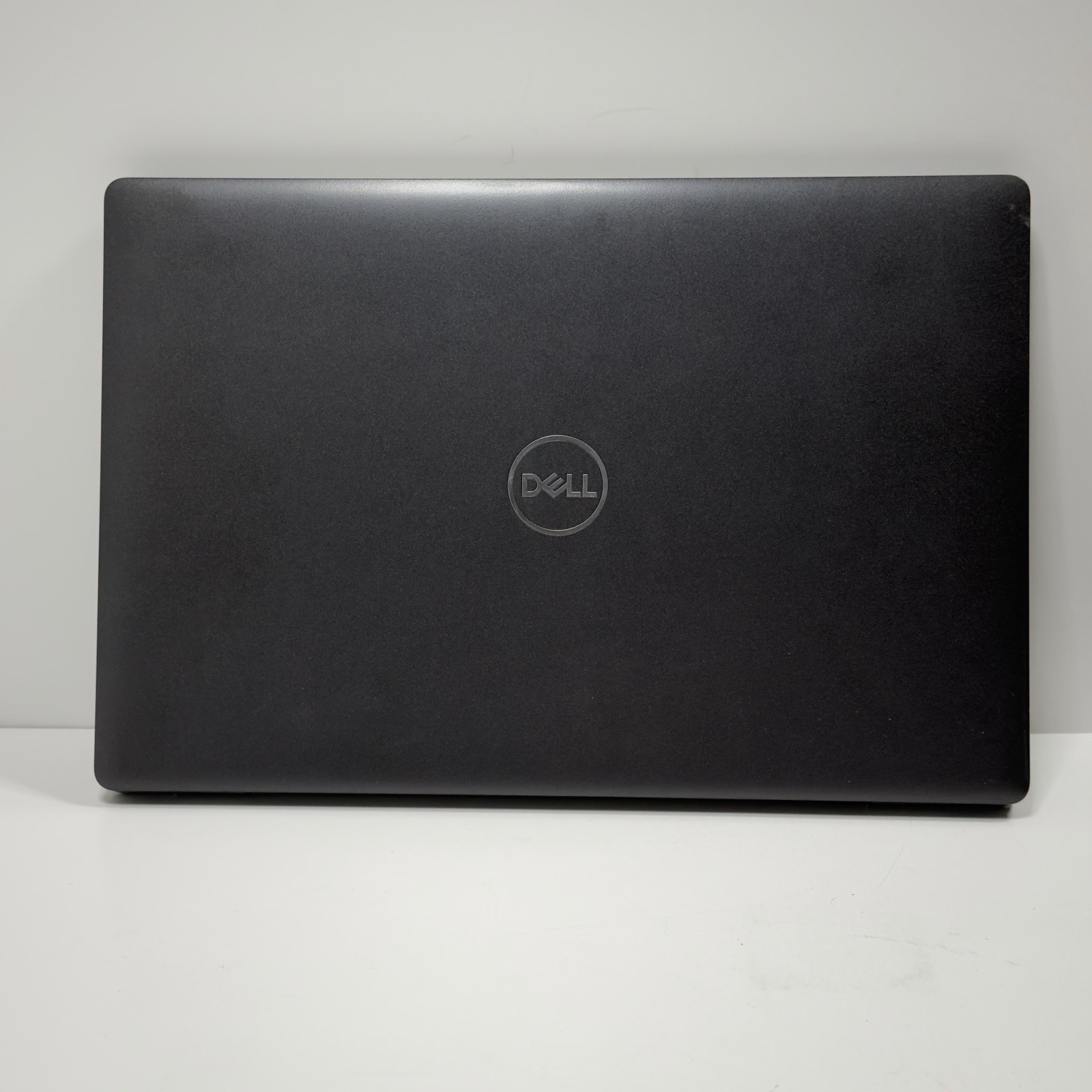 Dell Latitude 5400 14”FHD Intel Core i7-8665U 1.9GHz 16GB SSD 512GB *READ*