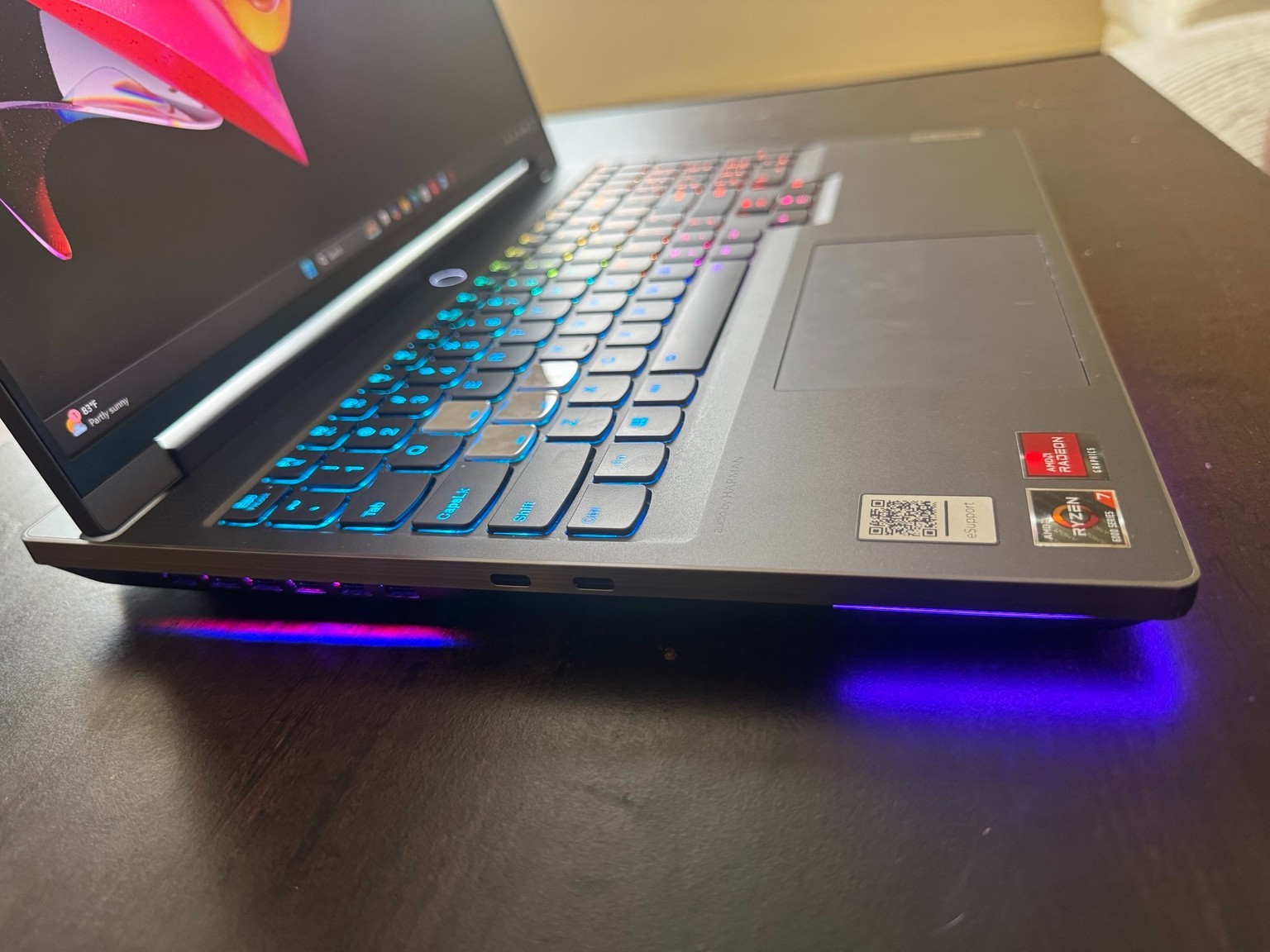 Lenovo Legion 7 16″ Gaming Laptop RX 6700M 10GB Ryzen 7 6800H 16GB 1TB SSD + Bag