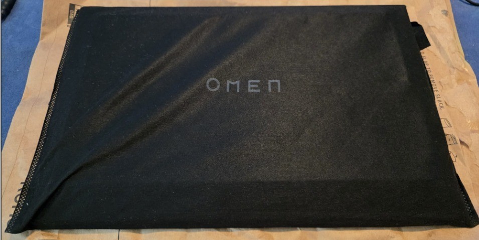 HP Omen Notebook 4V372AV Intel Core i7 Nvidia RTX 3070 17.3″ QHD Screen 16GB