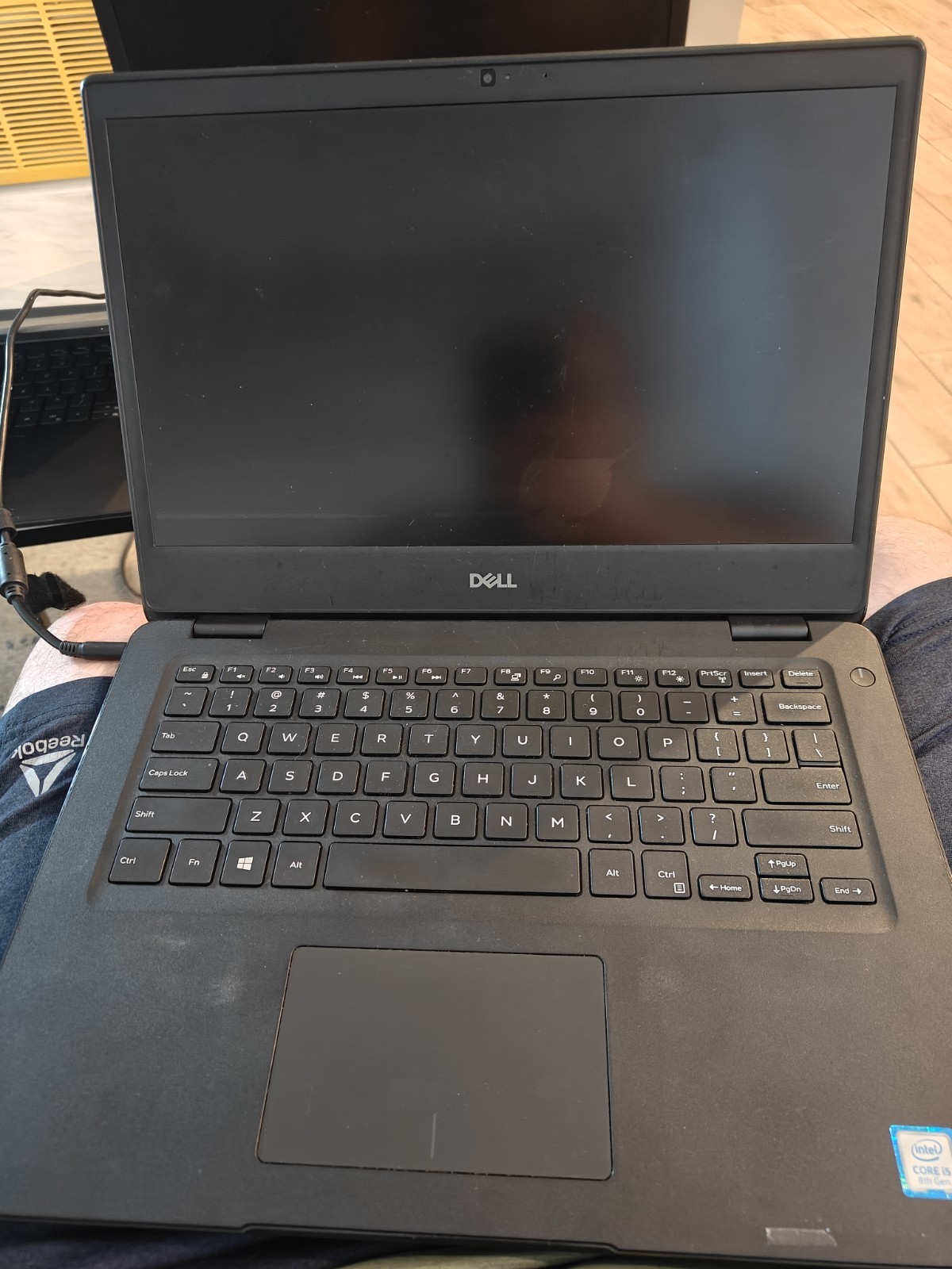 DELL LATITUDE 3400 – FOR PARTS/BROKEN LCD – INTEL I5-8265U