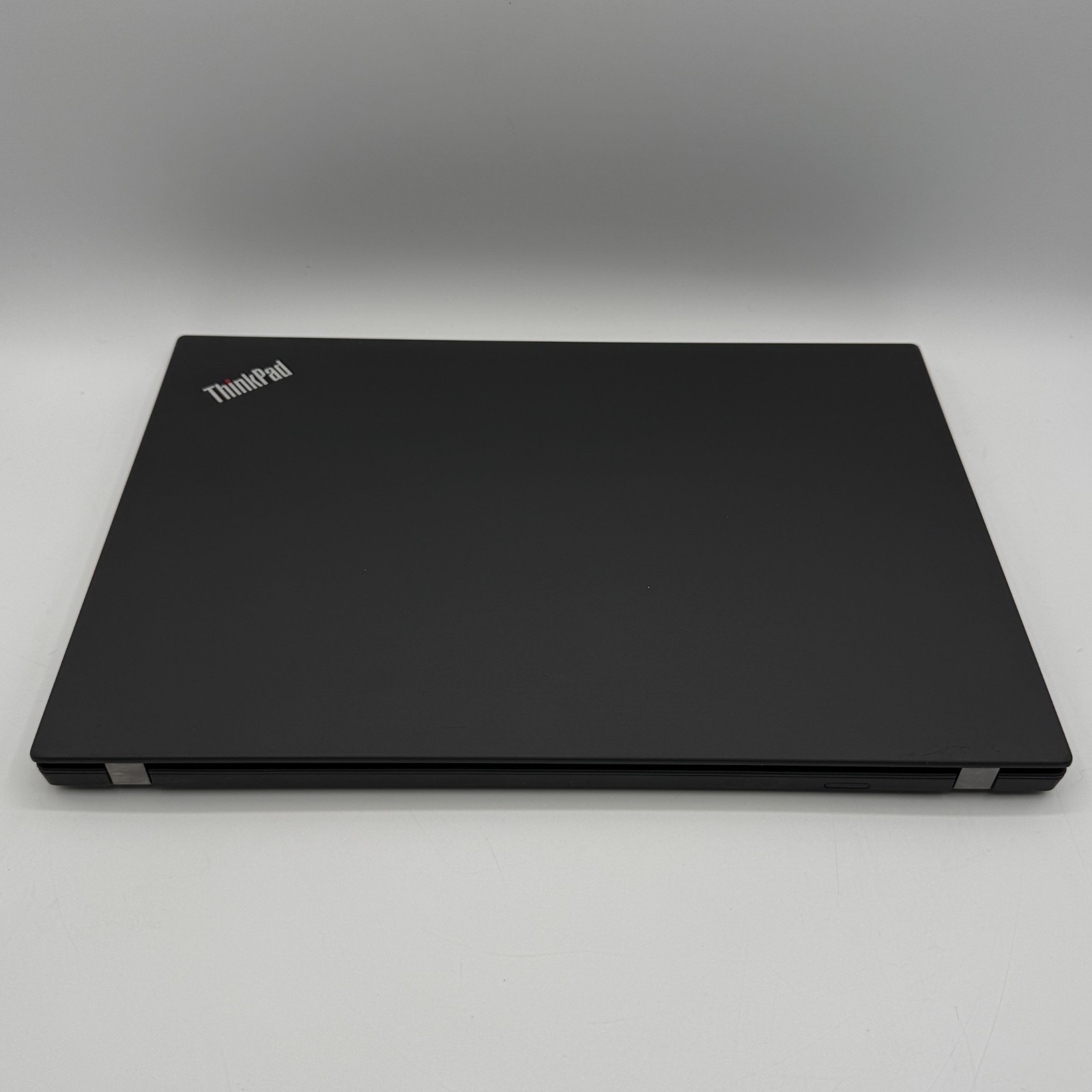 Lenovo ThinkPad T495 14 FHD 2.1 GHz Ryzen PRO 5 3500U 16GB 256GB Bat 86% Laptop