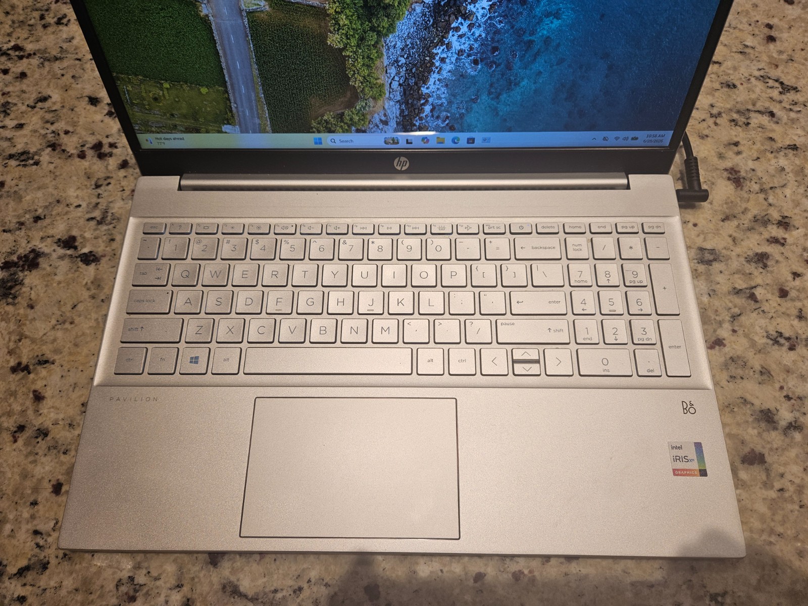 HP Pavilion 15-EG0025NR i7-1165G7, 16GB RAM, Optane 512 / 32GB SSD FHD W 11 Pro