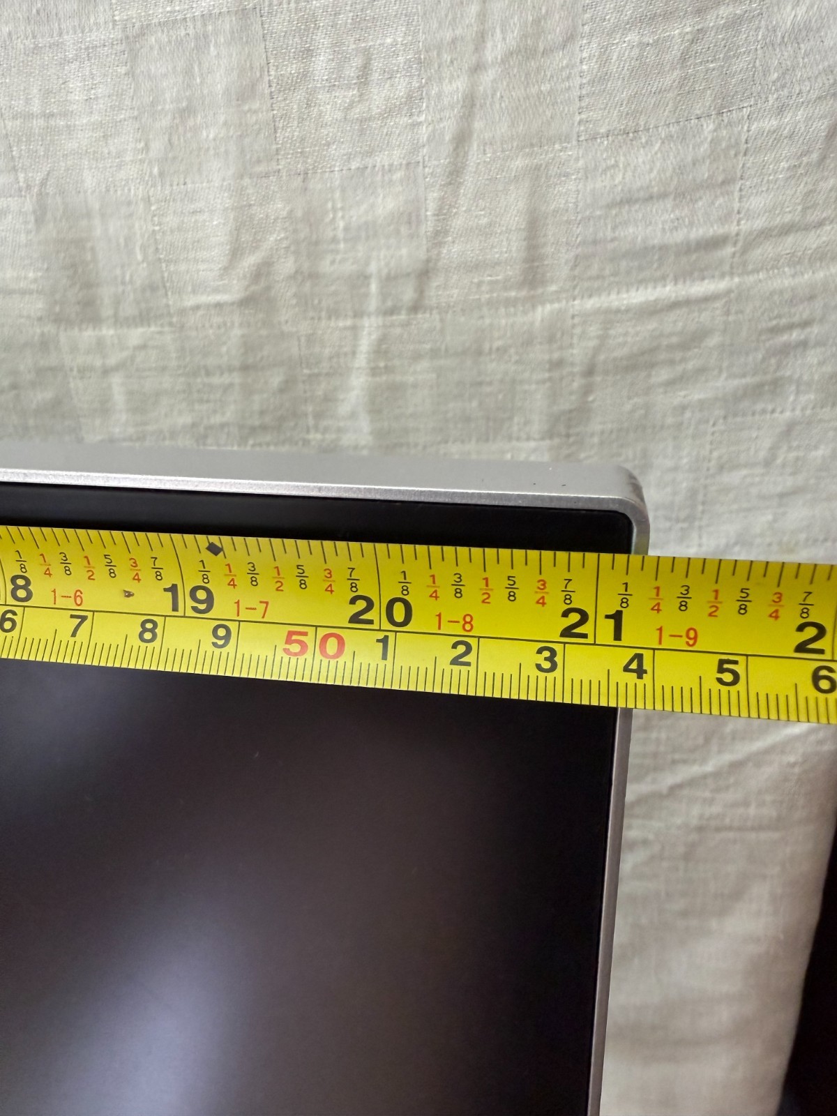Acer Aspire C24-865 series 21″ Intel Core 8th Gen All in One-Silver Monitor