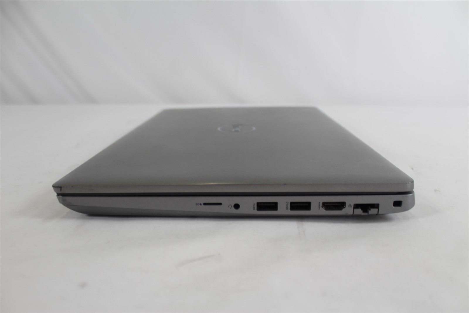Dell Precision 3561 15.6″ FHD Touch i5-11400H 2.7GHz 8GB DDR4 256GB NVMe T600