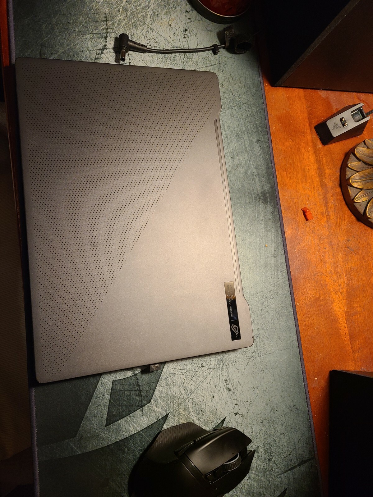 ASUS Rog Zephyrus G14 14″ (512GB SSD, AMD Ryzen 7, 2.40GHz, 8GB RAM,NVIDIA GeFo…