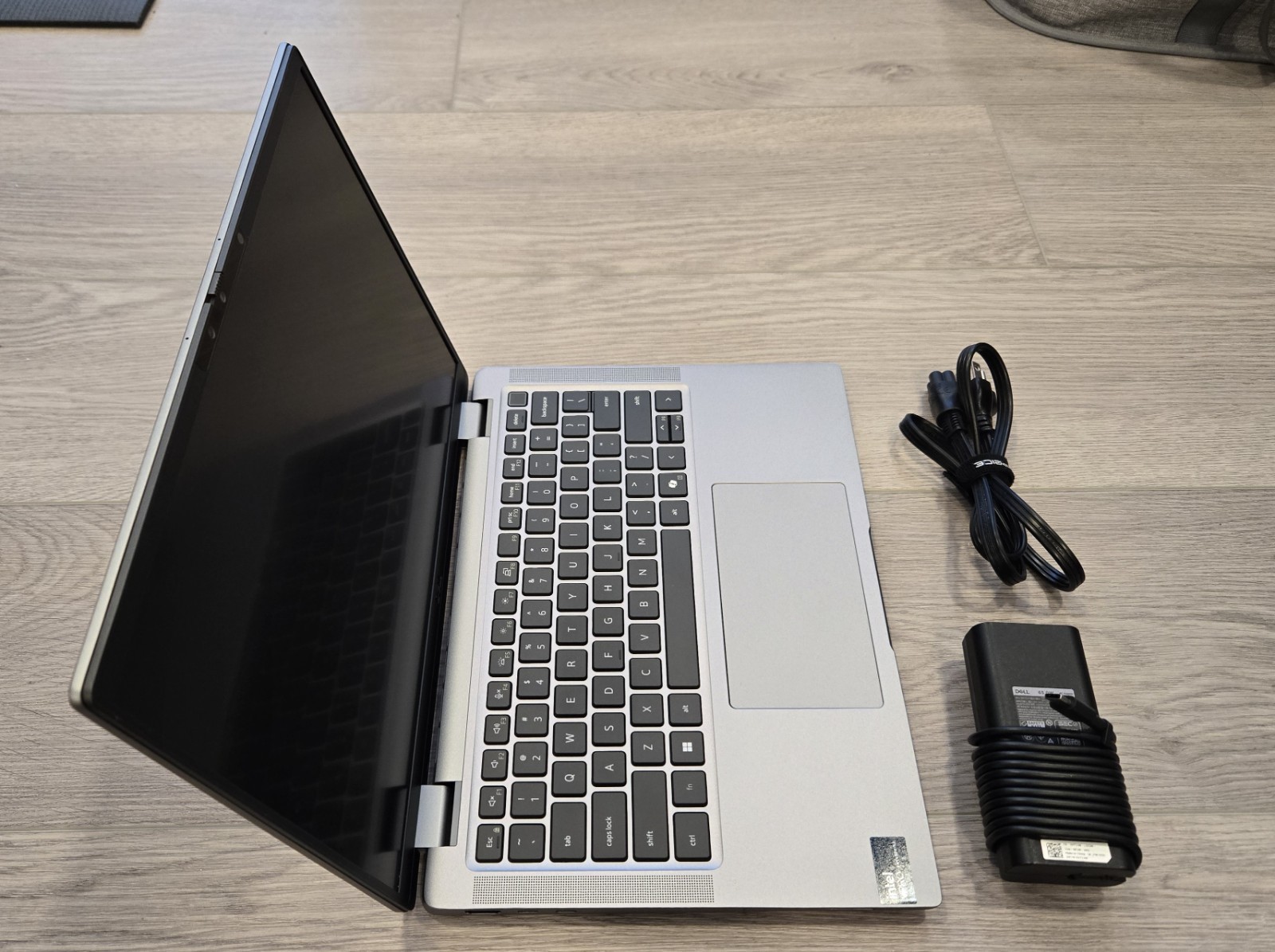 Dell Latitude 7450 Laptop Intel Core Ultra 5 135U 32GB 256GB SSD 14.0″ FHD+