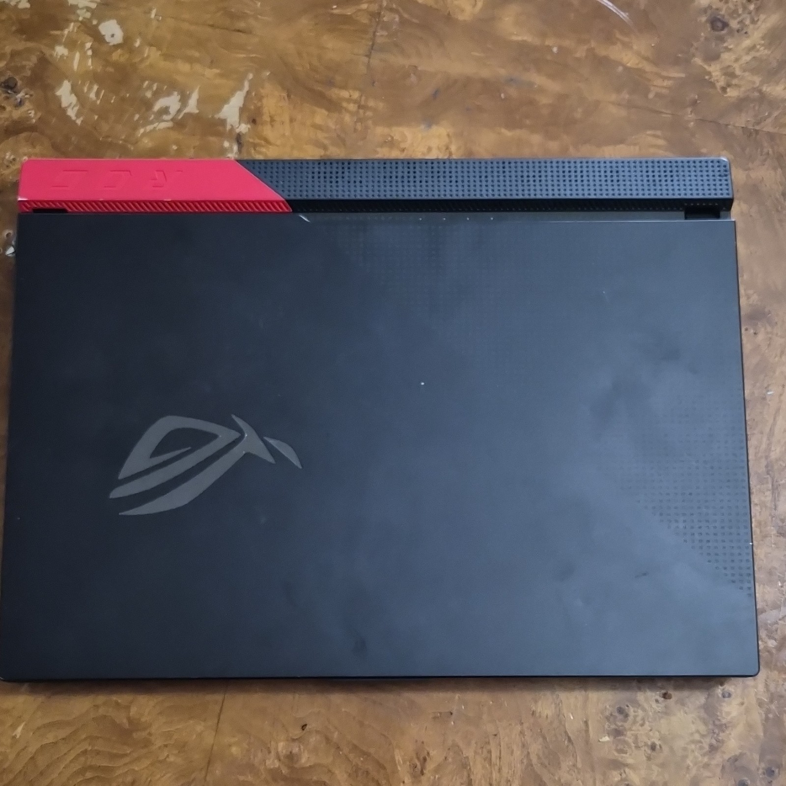 ASUS ROG Strix 15.6″ Gaming Laptop Ryzen 9 5000 RTX 300Hz Black/Red